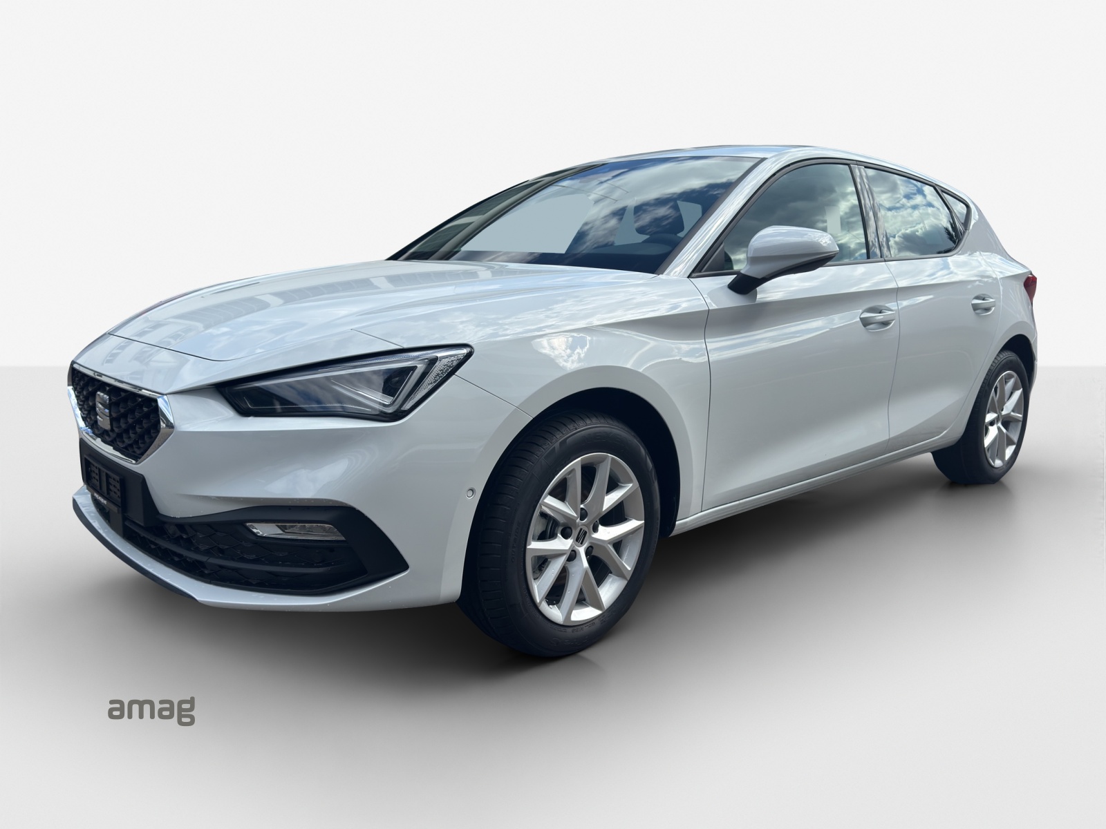 SEAT Leon 1.5 eTSI mHEV DSG Go-image-0