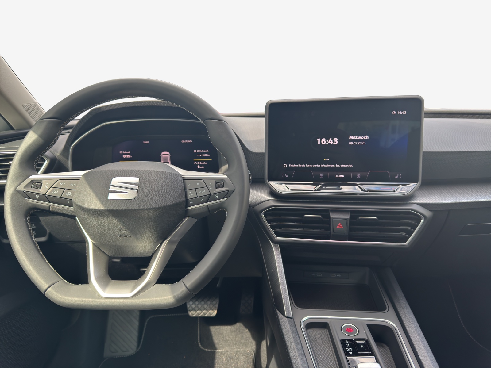 SEAT Leon 1.5 eTSI mHEV DSG Go-image-8