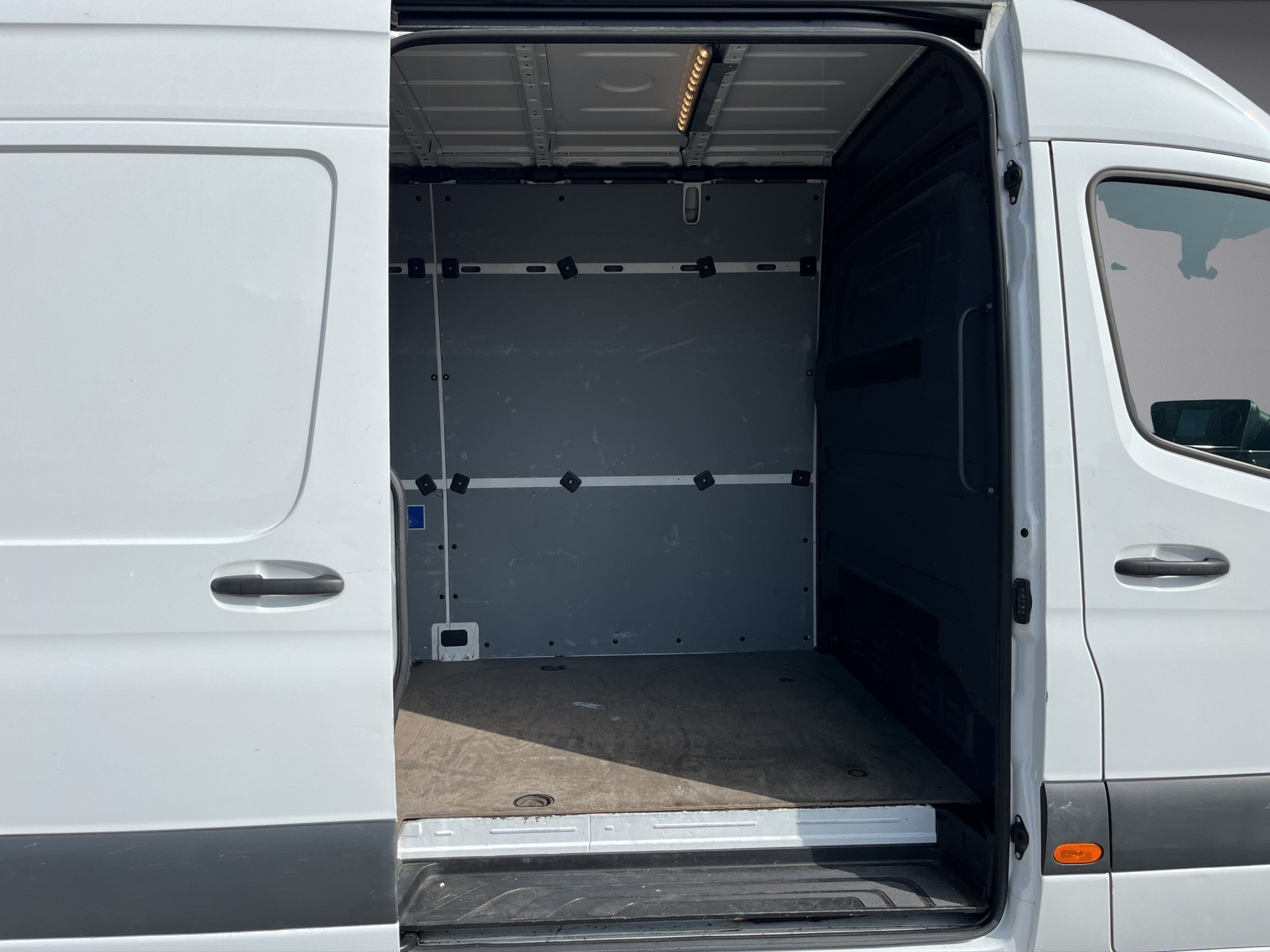 MERCEDES-BENZ Sprinter 315 CDI Lang, Automatic,-image-11