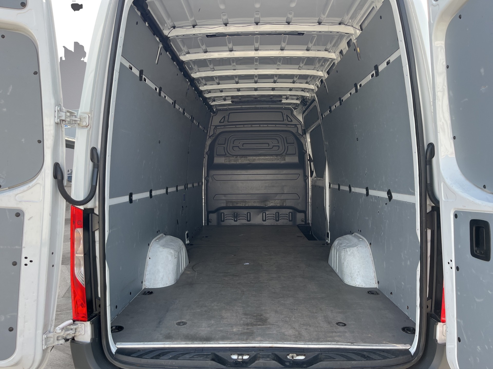 MERCEDES-BENZ Sprinter 315 CDI Lang, Automatic,-image-13