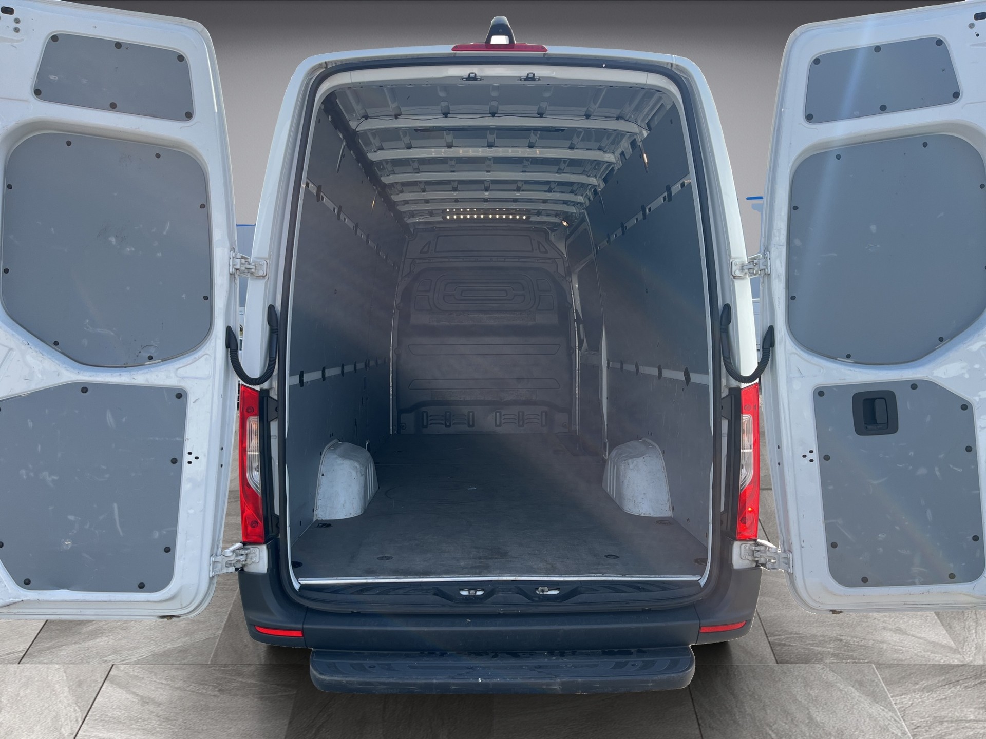 MERCEDES-BENZ Sprinter 315 CDI Lang, Automatic,-image-12