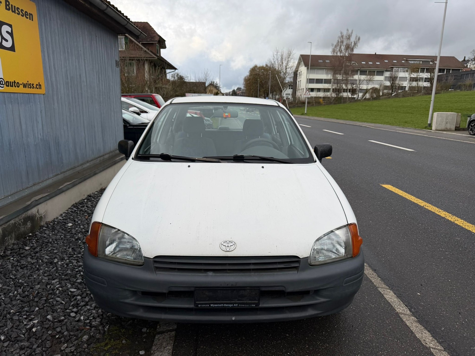 TOYOTA Starlet 1.3-image-1
