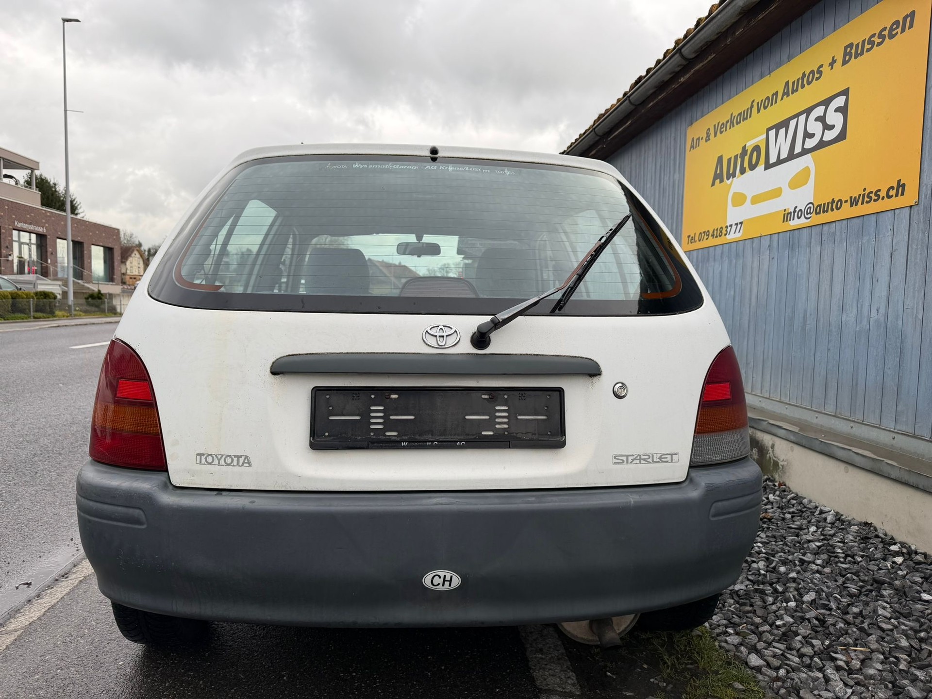 TOYOTA Starlet 1.3-image-3