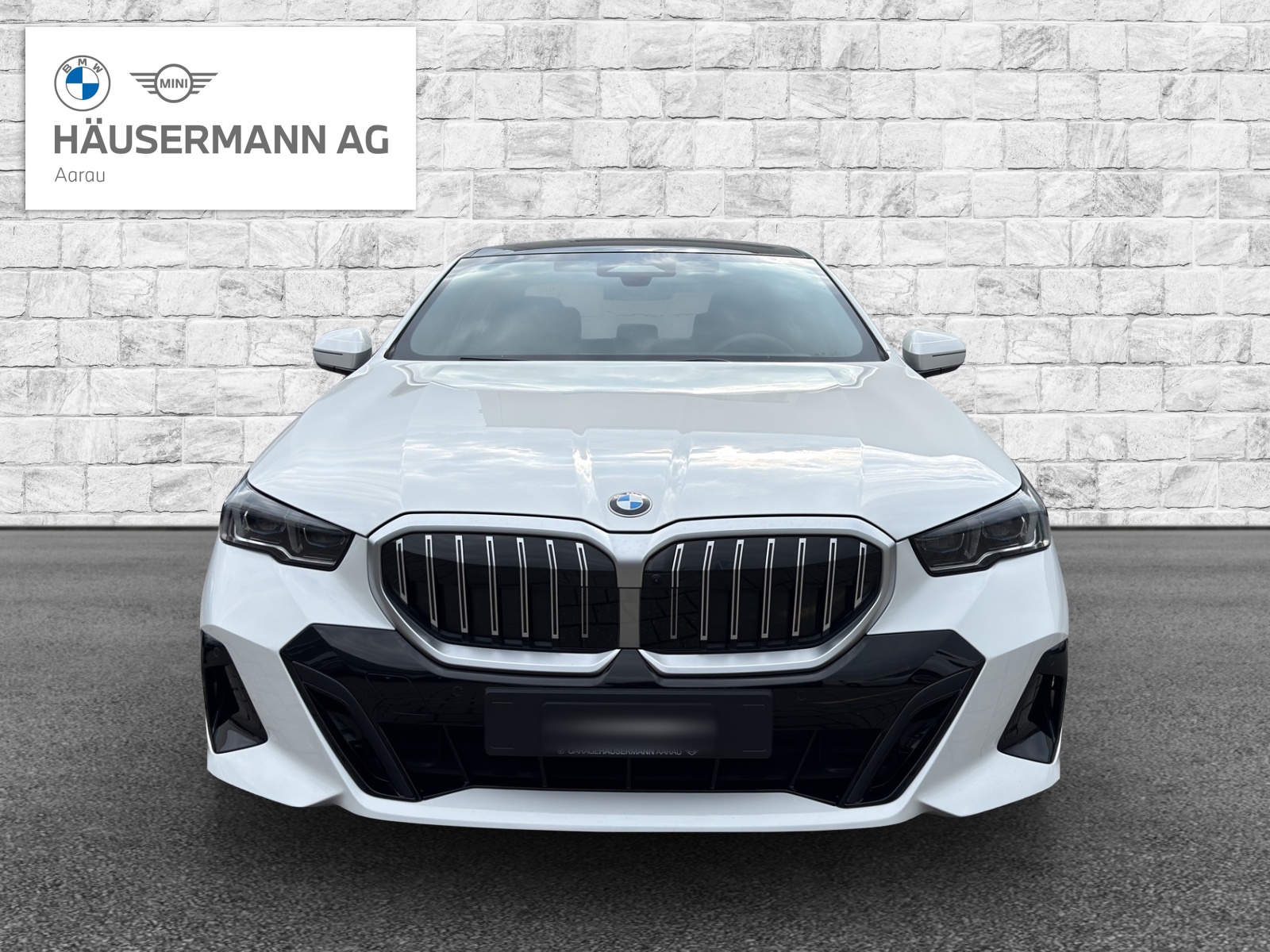 BMW 520d xDrive 48V M Sport-image-1