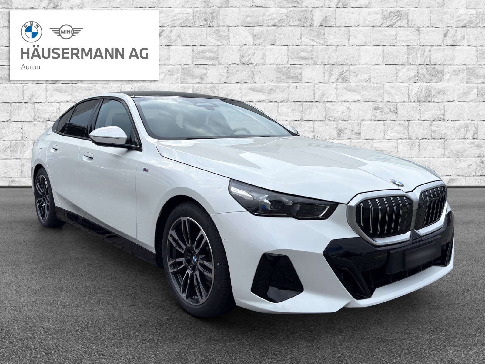 BMW 520d xDrive 48V M Sport-image-2