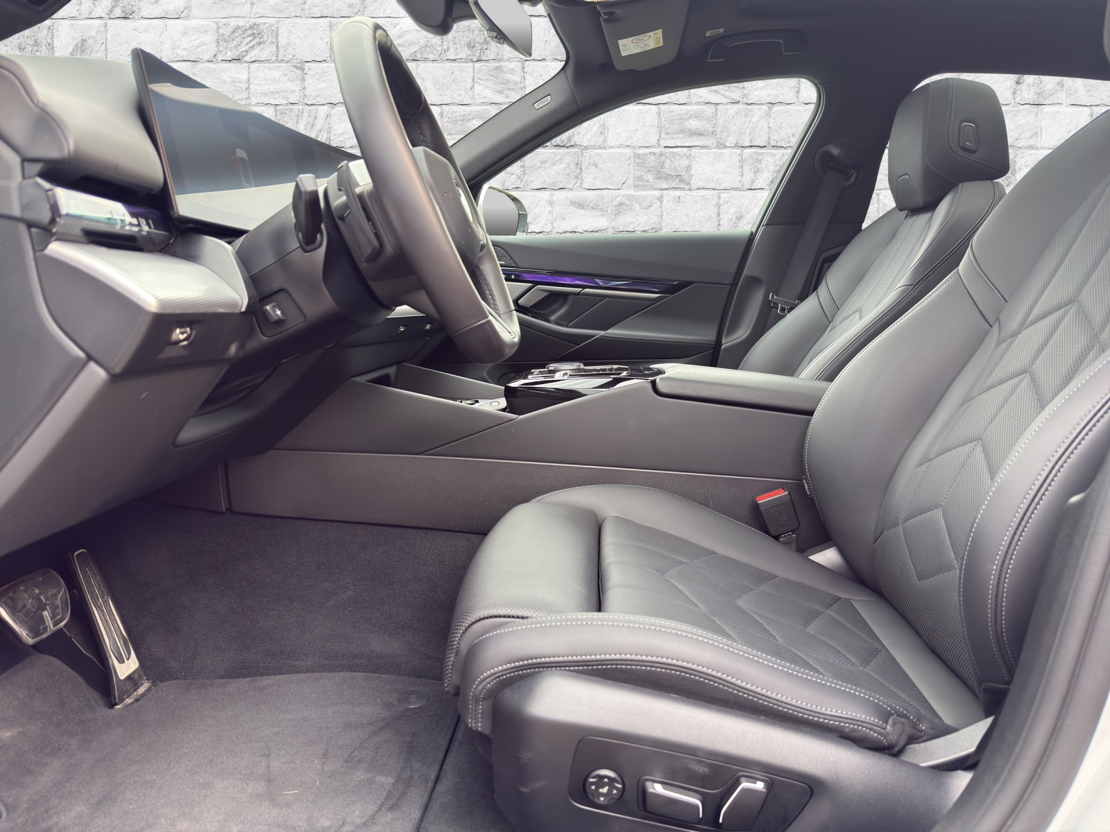 BMW 520d xDrive 48V M Sport-image-6
