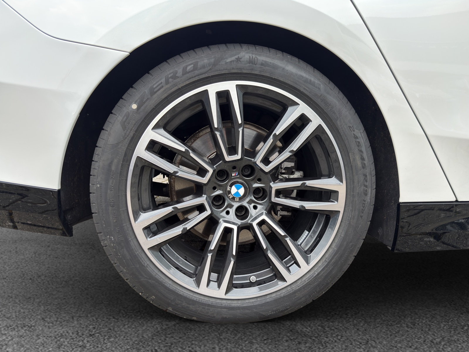 BMW 520d xDrive 48V M Sport-image-10