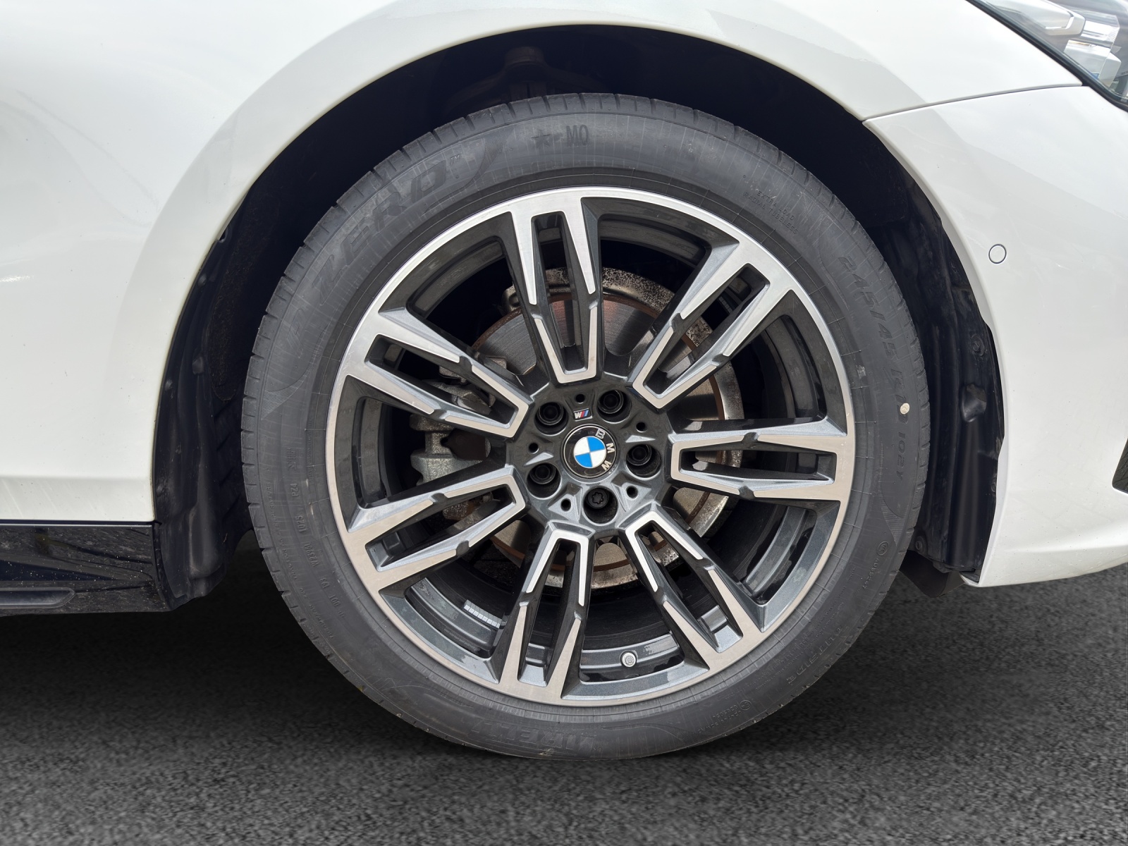 BMW 520d xDrive 48V M Sport-image-11