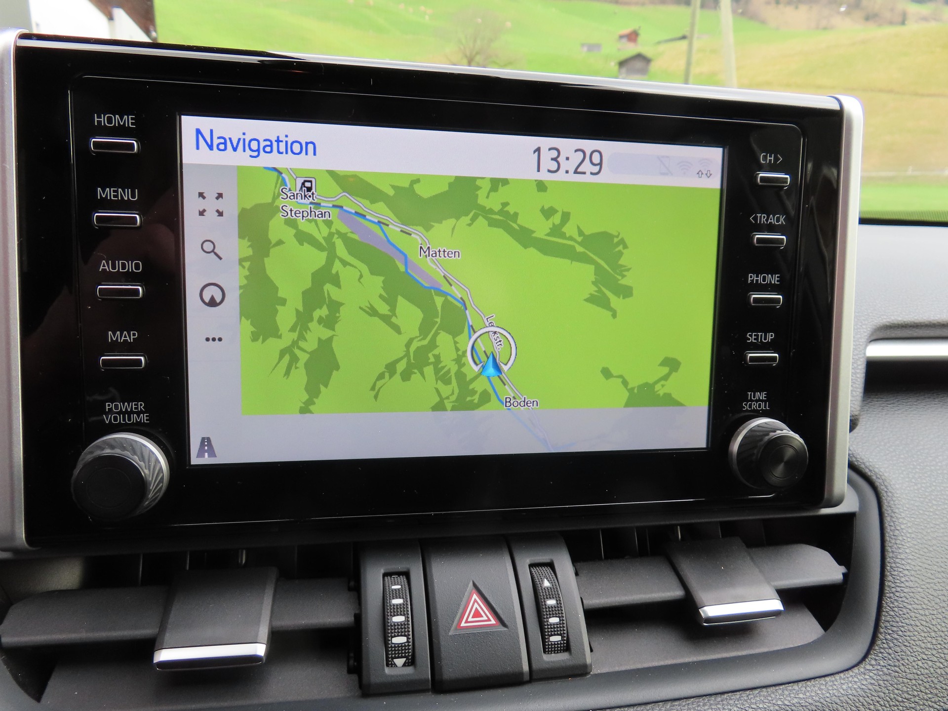 TOYOTA RAV4 2.5 HEV Style-image-13
