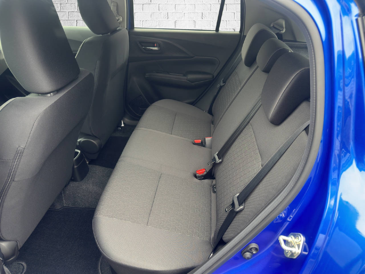 SUZUKI Swift 1.2 Sakura Top Hybrid-image-7