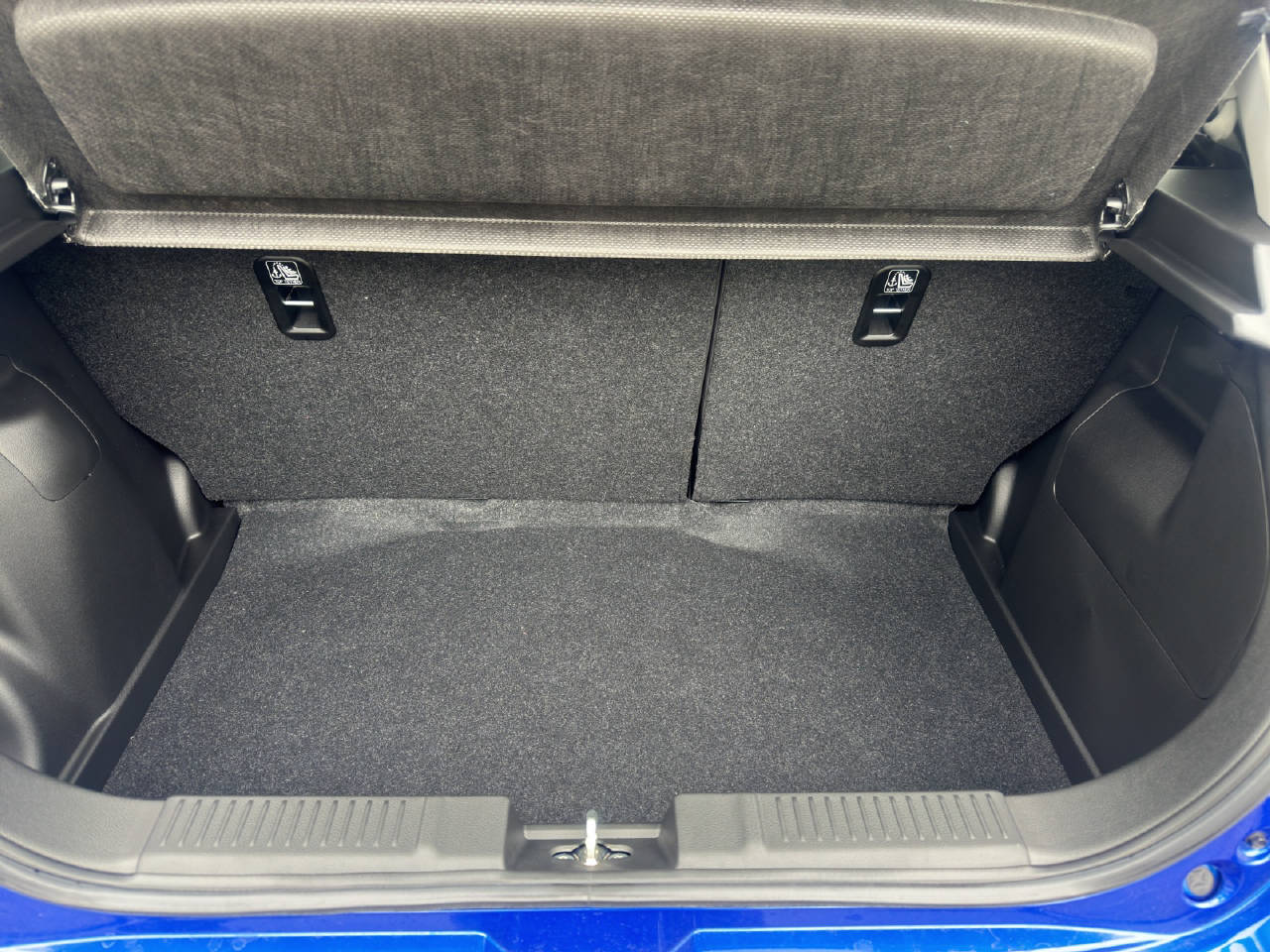 SUZUKI Swift 1.2 Sakura Top Hybrid-image-13