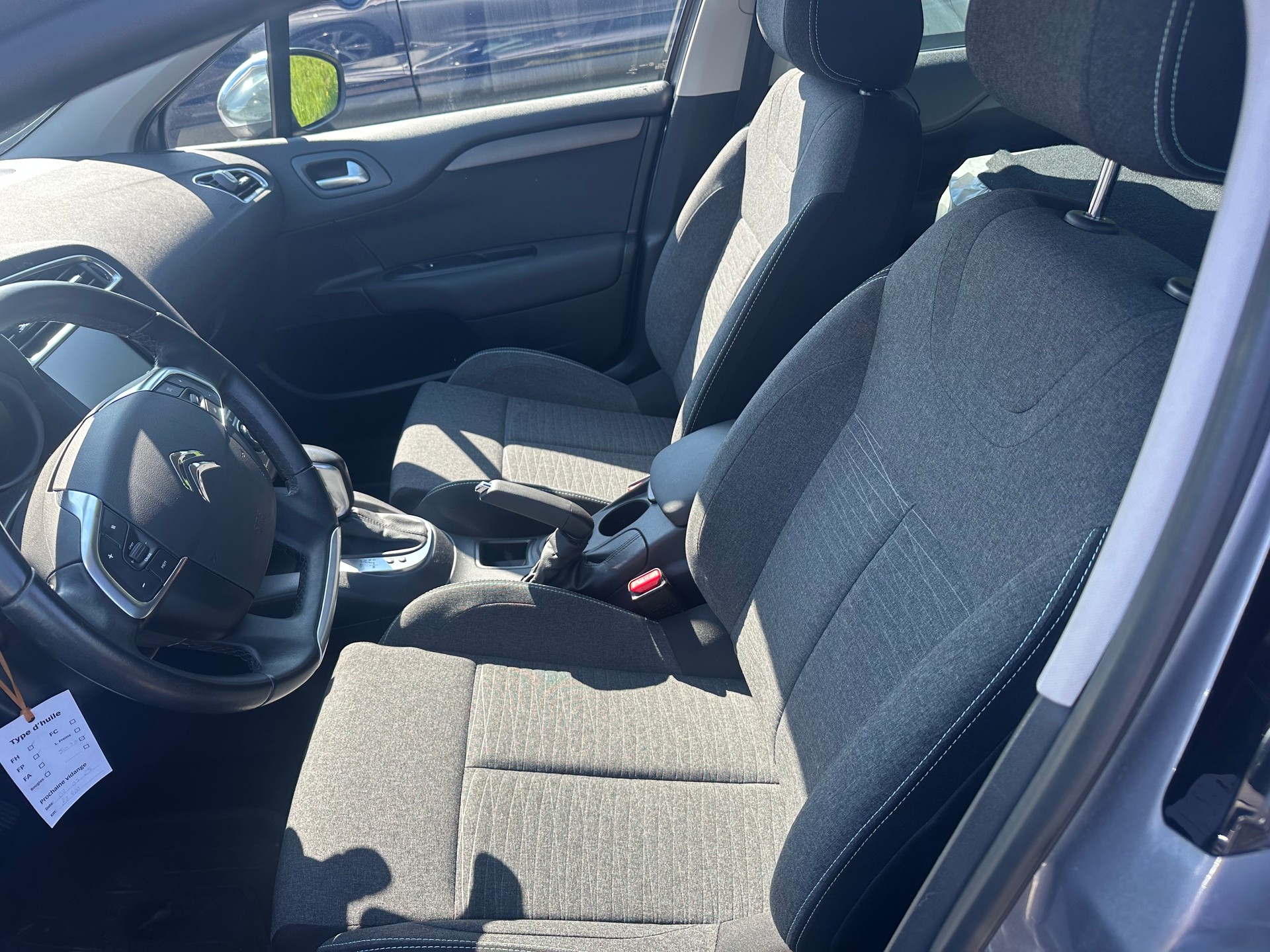 CITROEN C4 1.2 Pure Tech Feel Edition Automatic-image-10