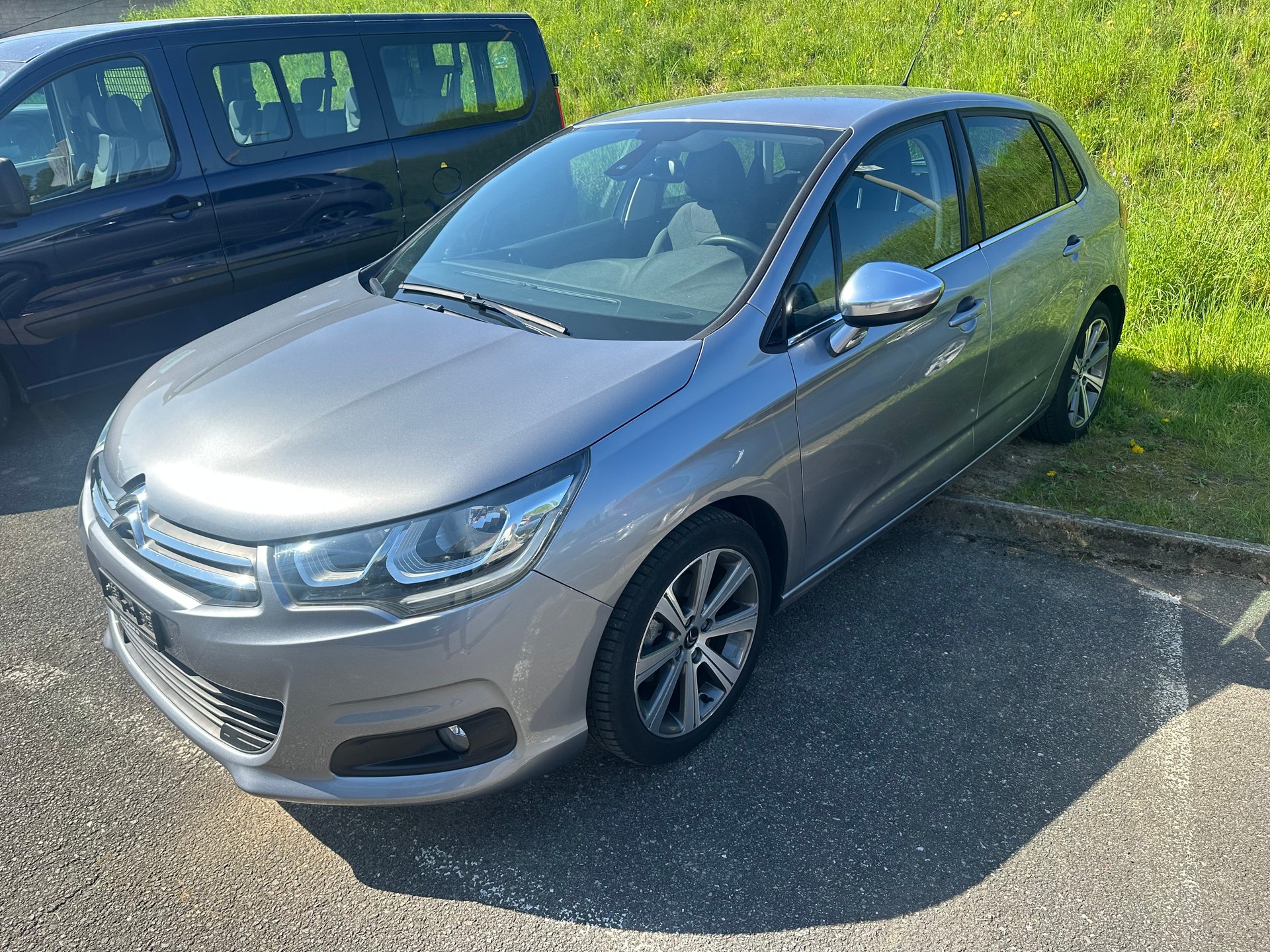 CITROEN C4 1.2 Pure Tech Feel Edition Automatic-image-2