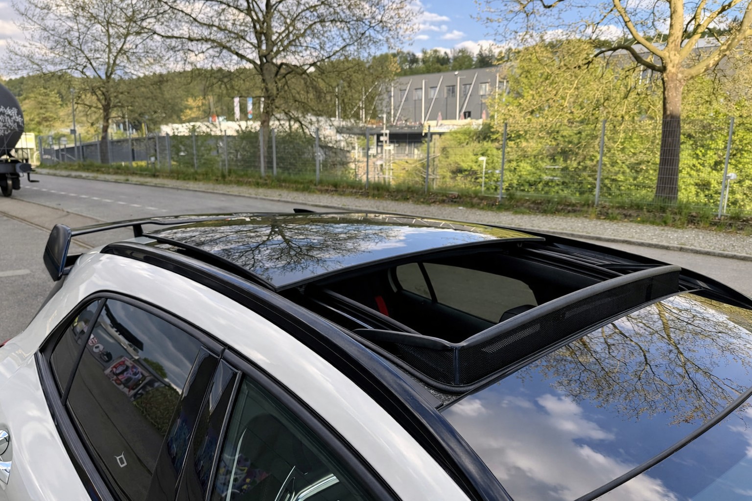 MERCEDES-BENZ GLA 45 AMG 4Matic 7G-DCT-image-10