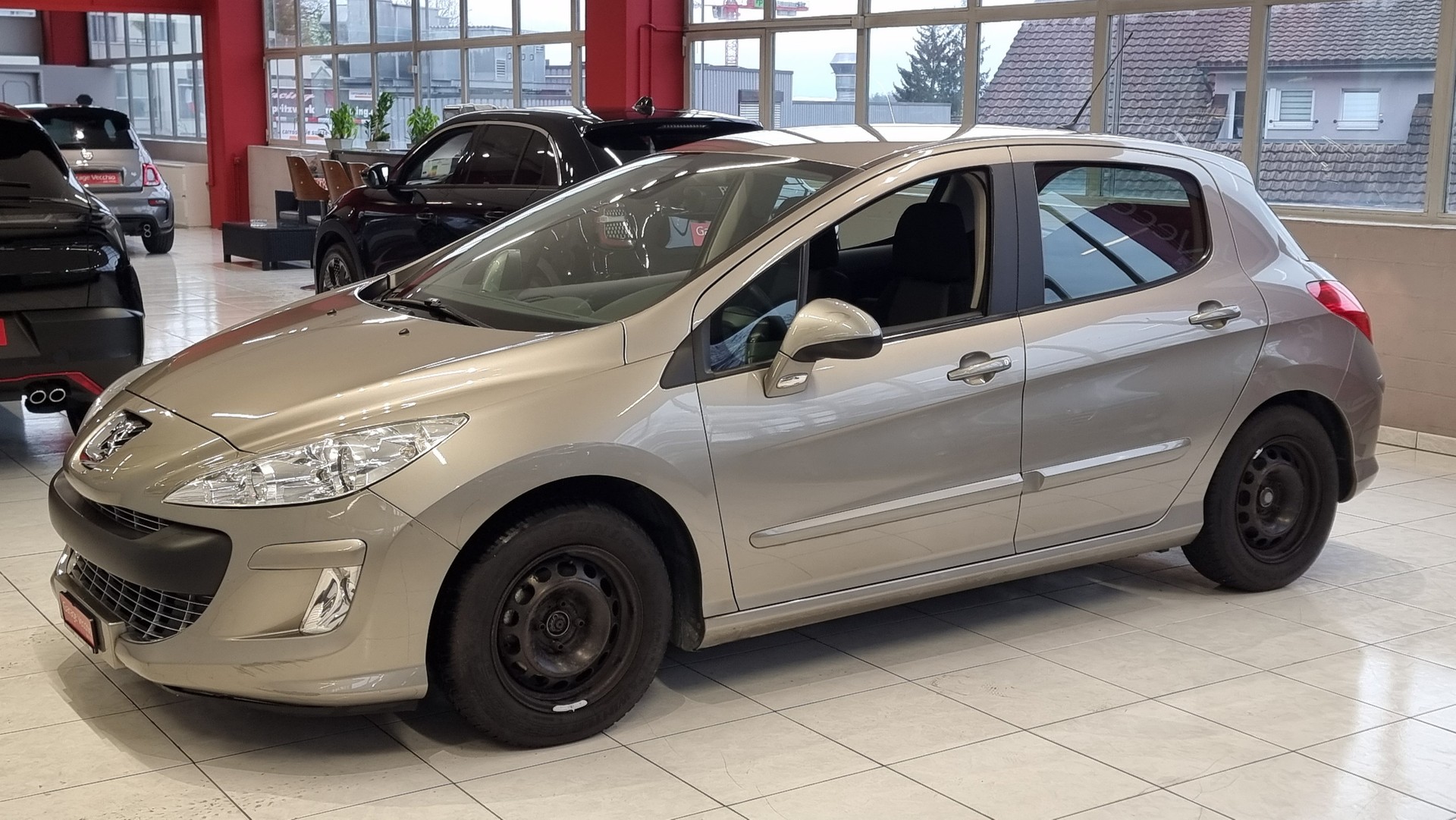 PEUGEOT 308 1.6 16V VTI Sport-image-1