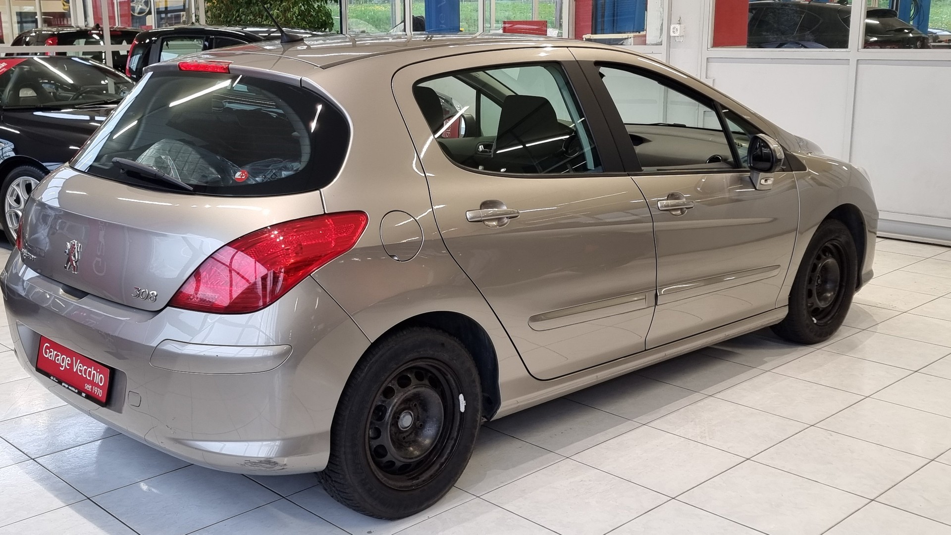 PEUGEOT 308 1.6 16V VTI Sport-image-4
