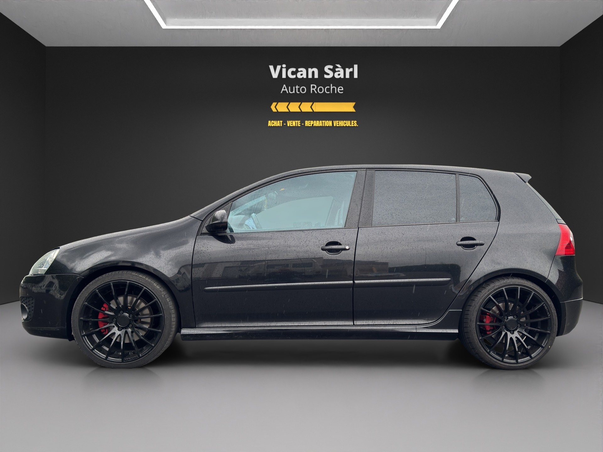 VW Golf 2.0 TFSI GTI-image-4
