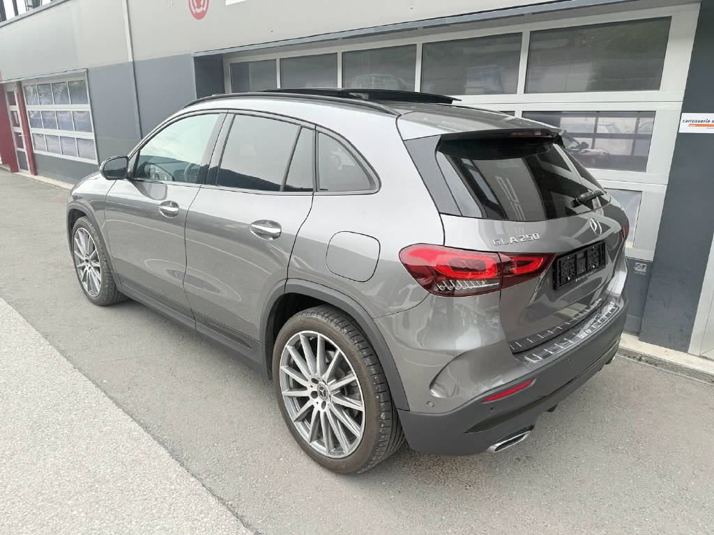 MERCEDES-BENZ GLA 250-image-4