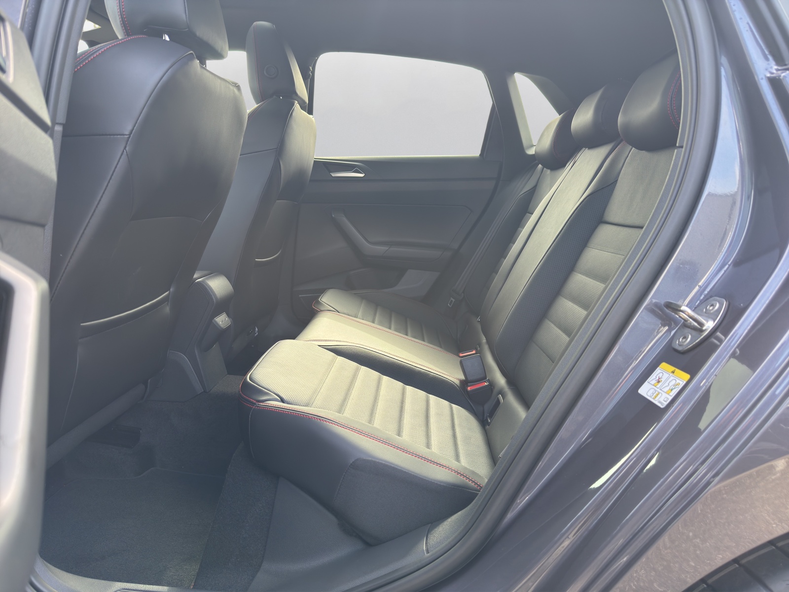 VW Polo 2.0 TSI GTI DSG-image-10