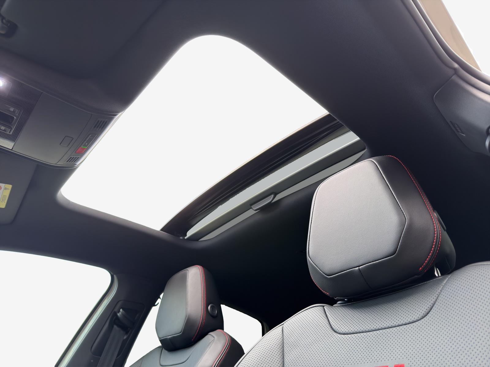 VW Polo GTI 2.0TSI 207PS-image-13