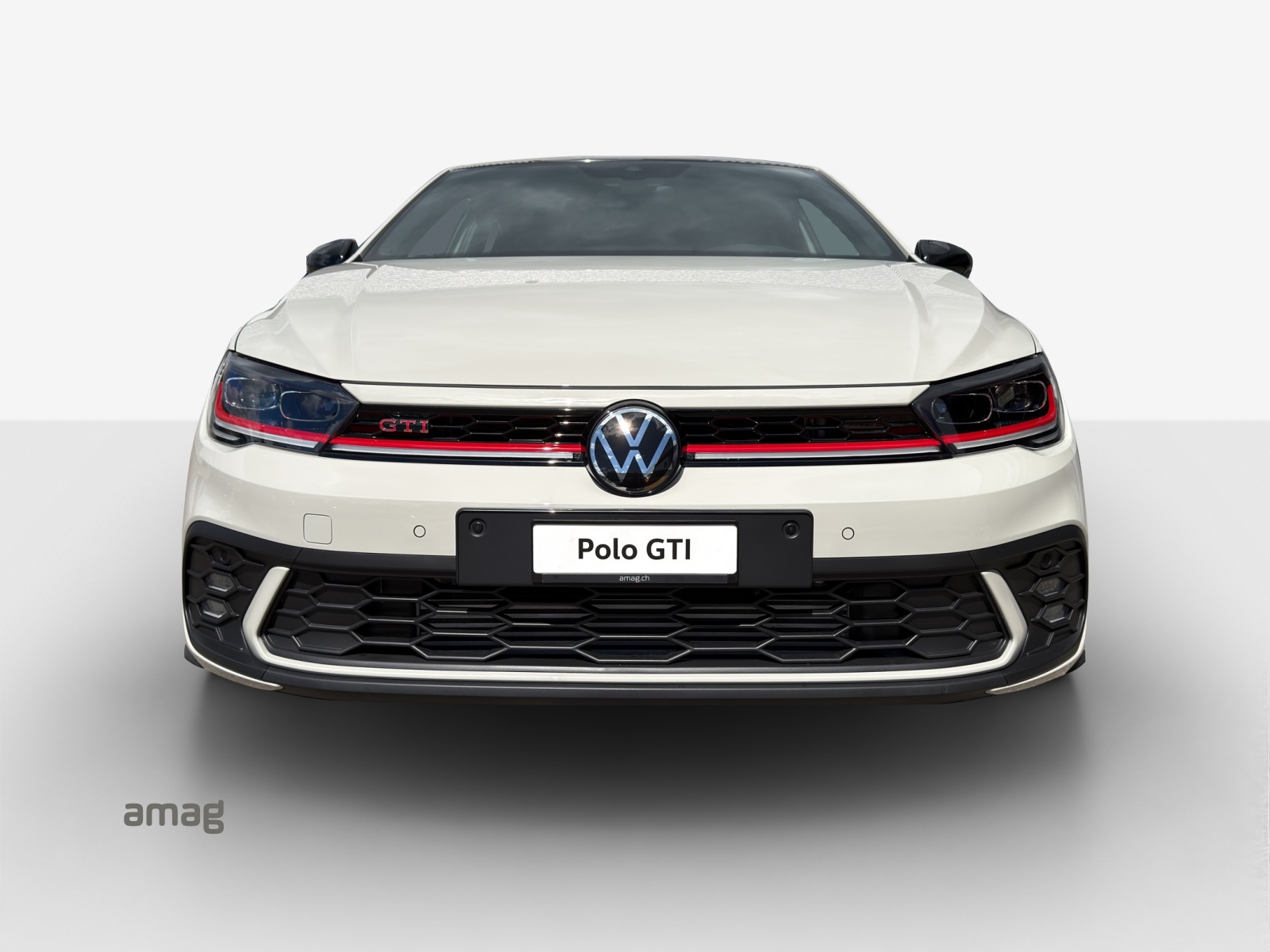 VW Polo GTI 2.0TSI 207PS-image-6