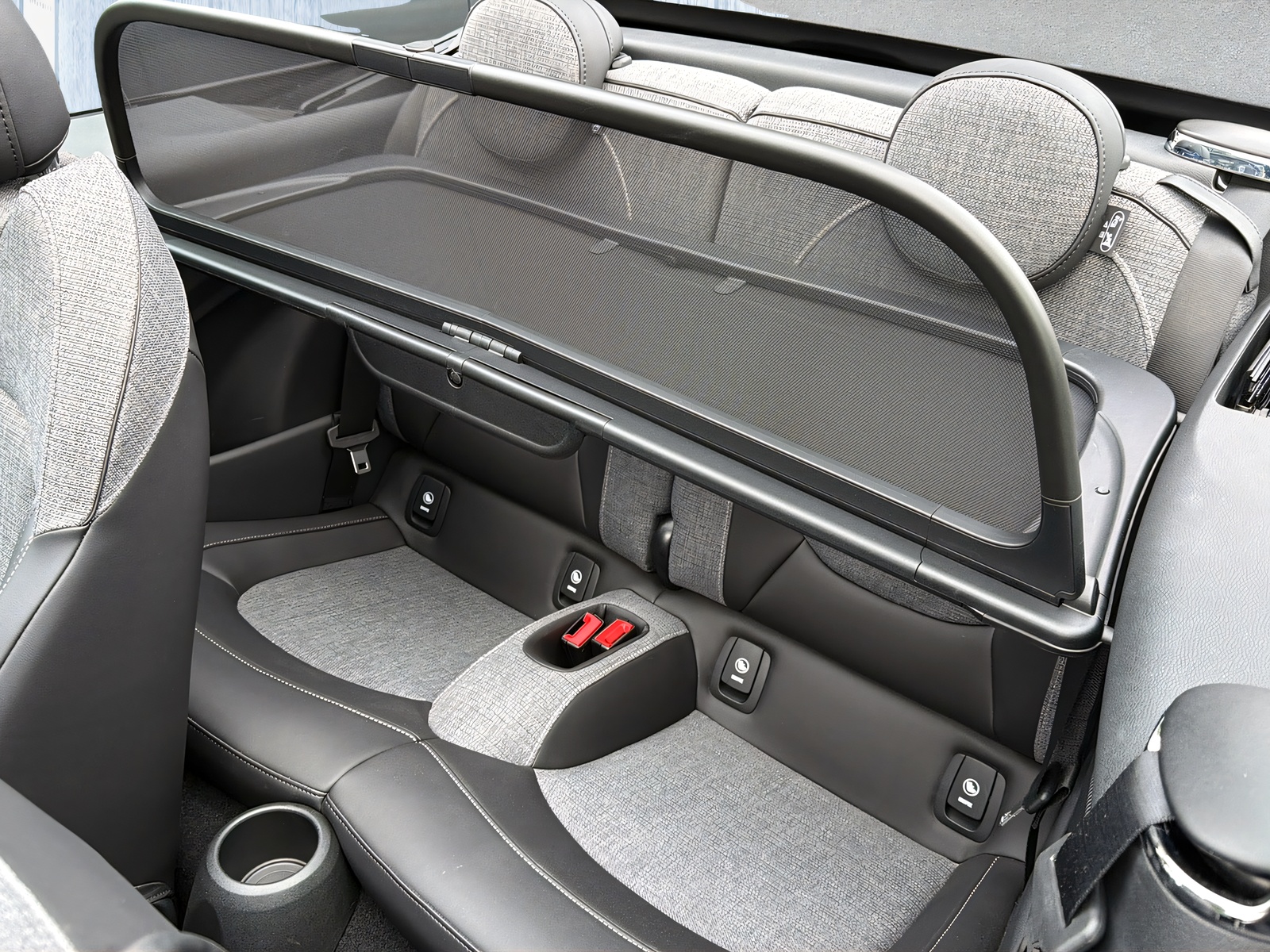 MINI Cooper S Cabriolet DKG-image-16