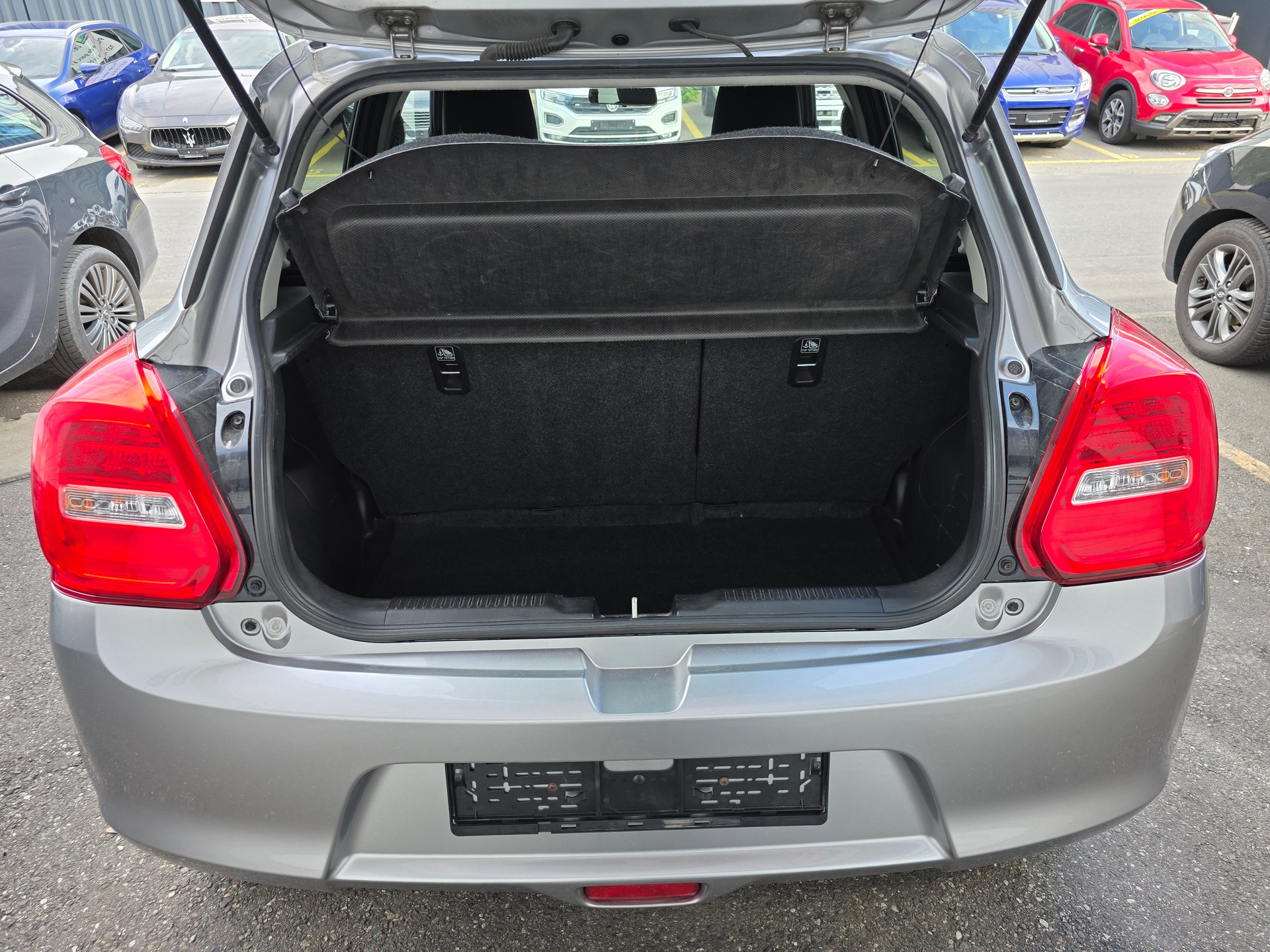 SUZUKI Swift 1.2i 16V SHVS Compact Top Hybrid Allgrip 4x4-image-11