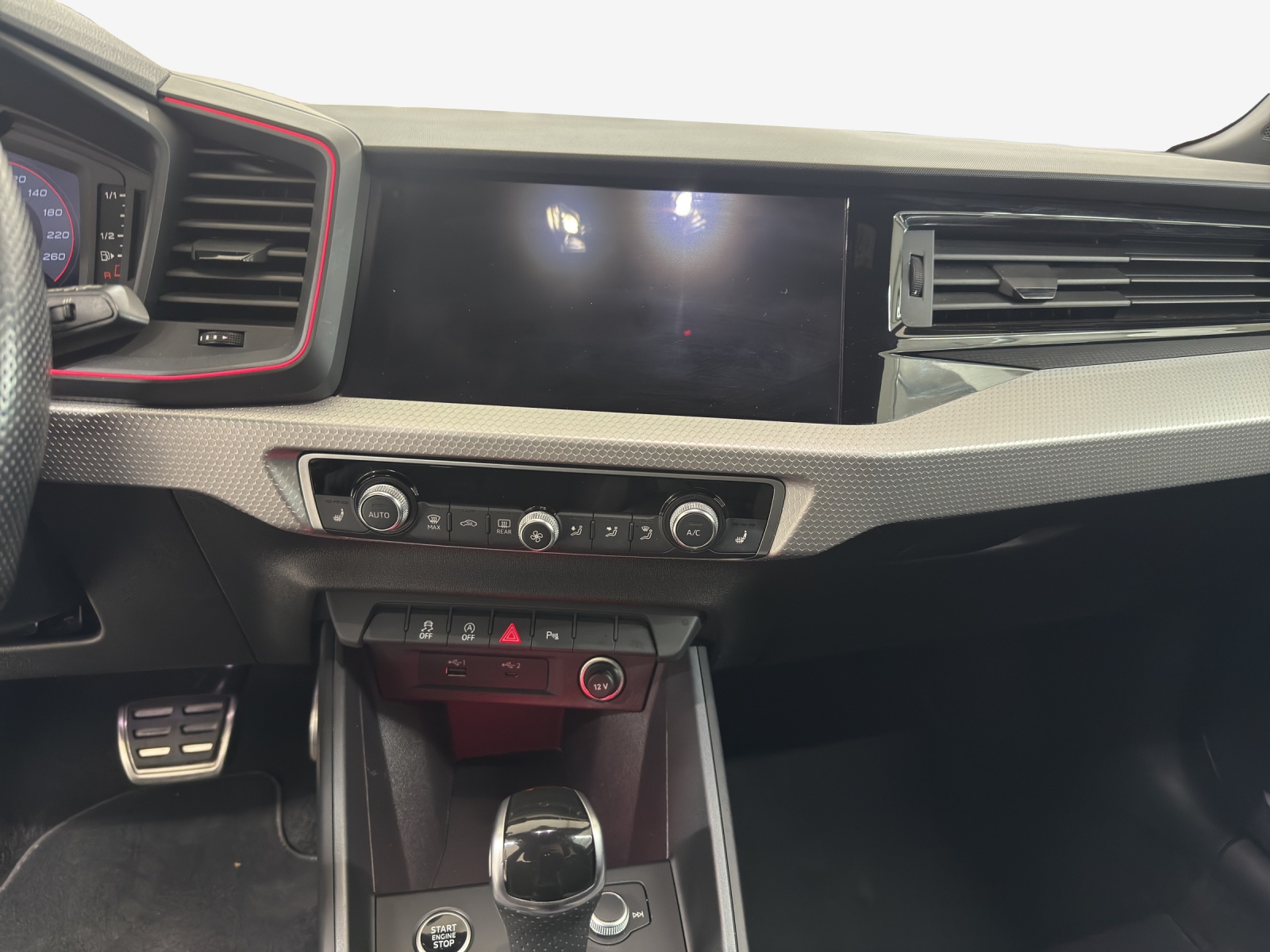 AUDI A1 Sportback 35 TFSI S Line S-tronic-image-10
