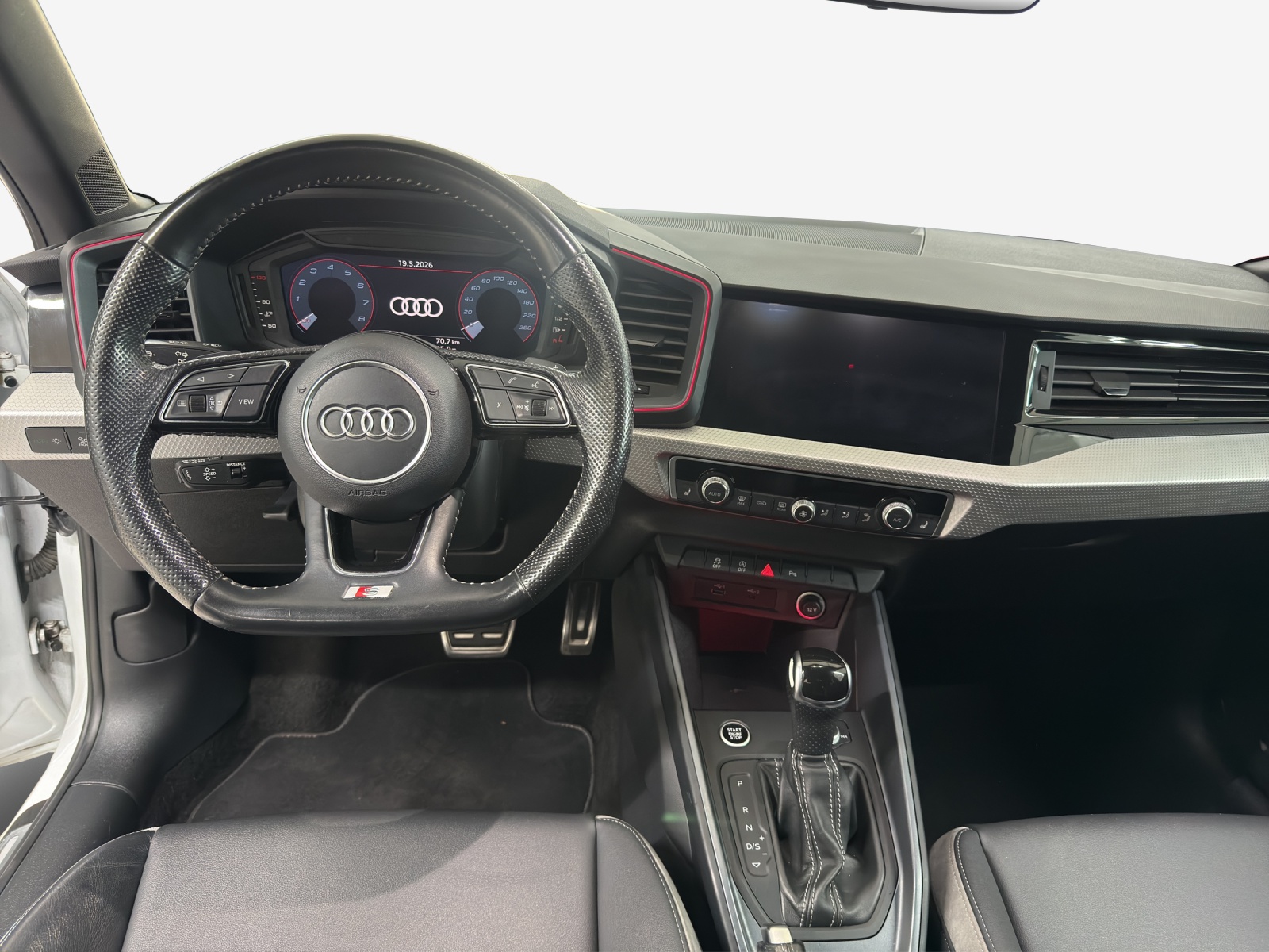 AUDI A1 Sportback 35 TFSI S Line S-tronic-image-8