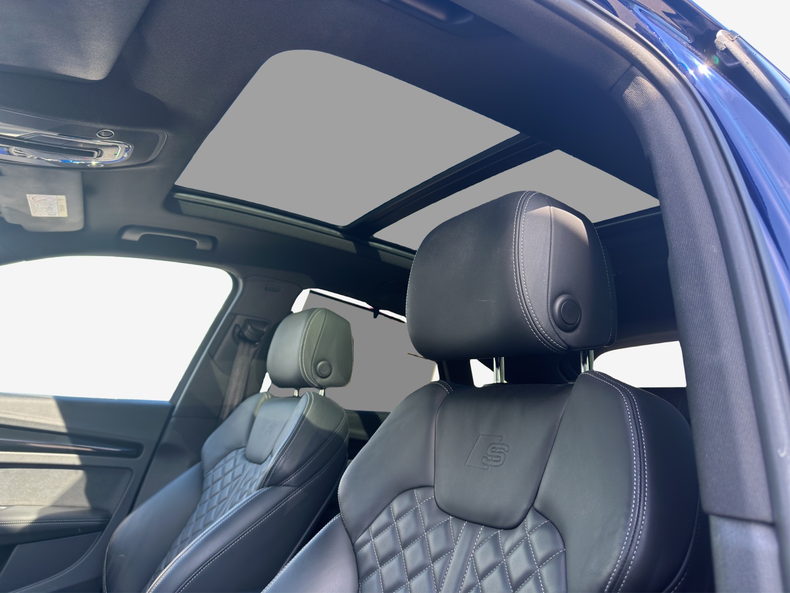 AUDI Q5 Sportback 45 TFSI Black Edition quattro S-tronic-image-13