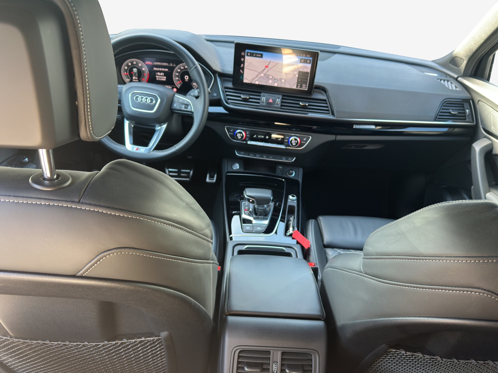 AUDI Q5 Sportback 45 TFSI Black Edition quattro S-tronic-image-8