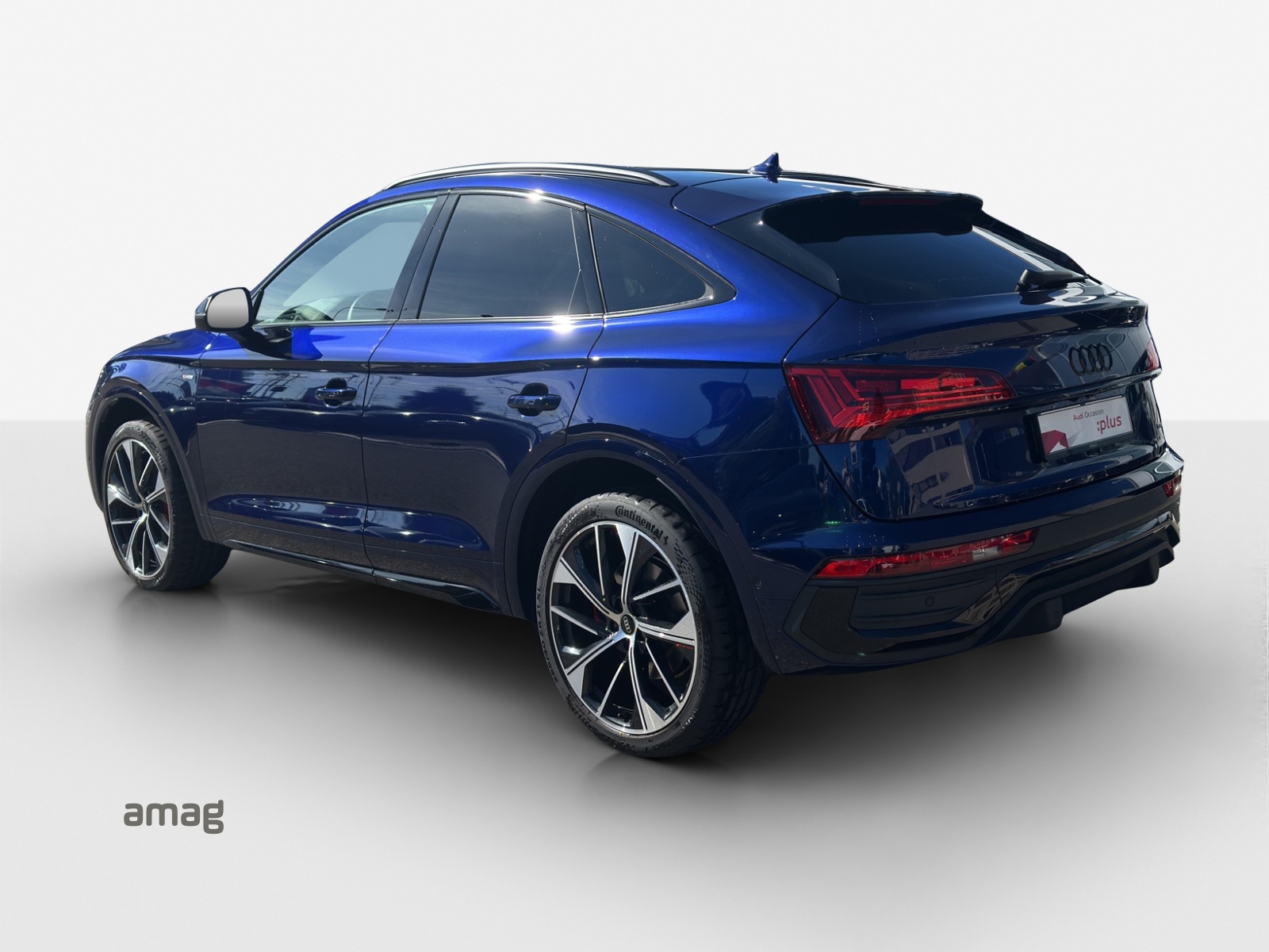 AUDI Q5 Sportback 45 TFSI Black Edition quattro S-tronic-image-2