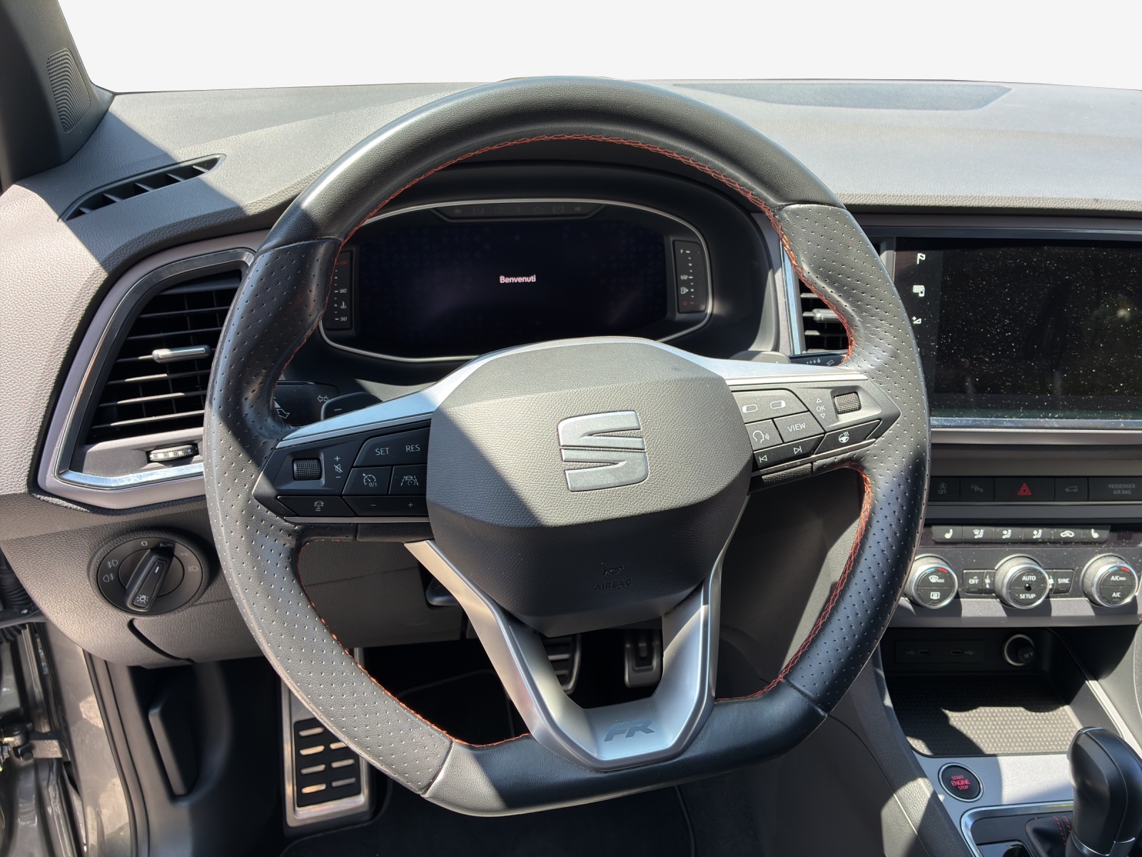 SEAT Ateca 2.0 TSI Hola FR 4Drive DSG-image-9
