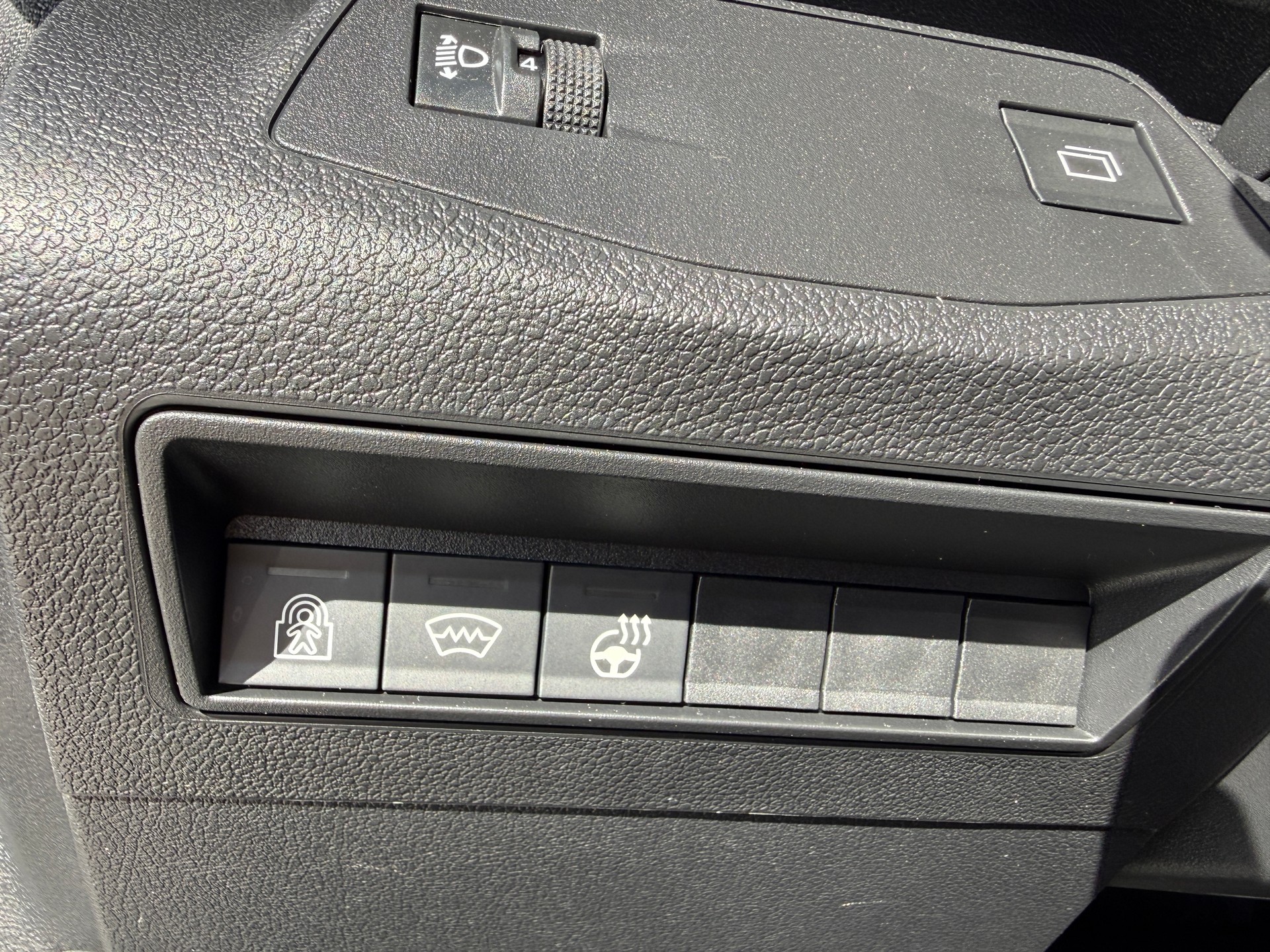 PEUGEOT Rifter 1.5 BlueHDi GT EAT8-image-13
