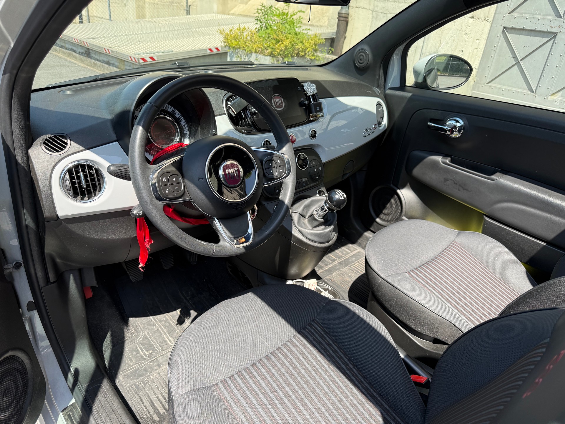 FIAT 500C 0.9 Twinair Rockstar-image-5