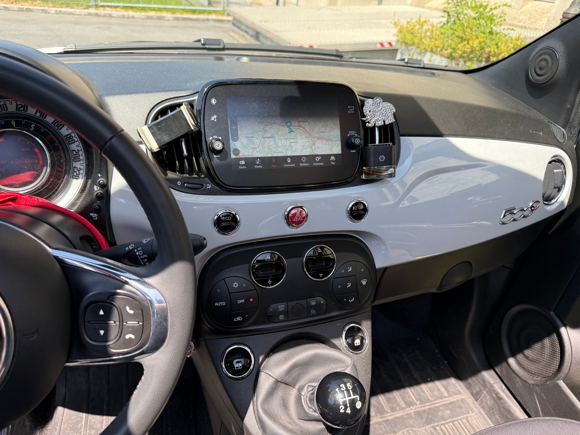 FIAT 500C 0.9 Twinair Rockstar-image-6