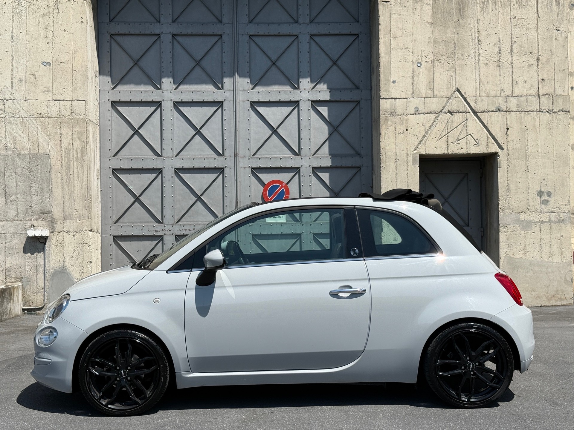 FIAT 500C 0.9 Twinair Rockstar-image-1