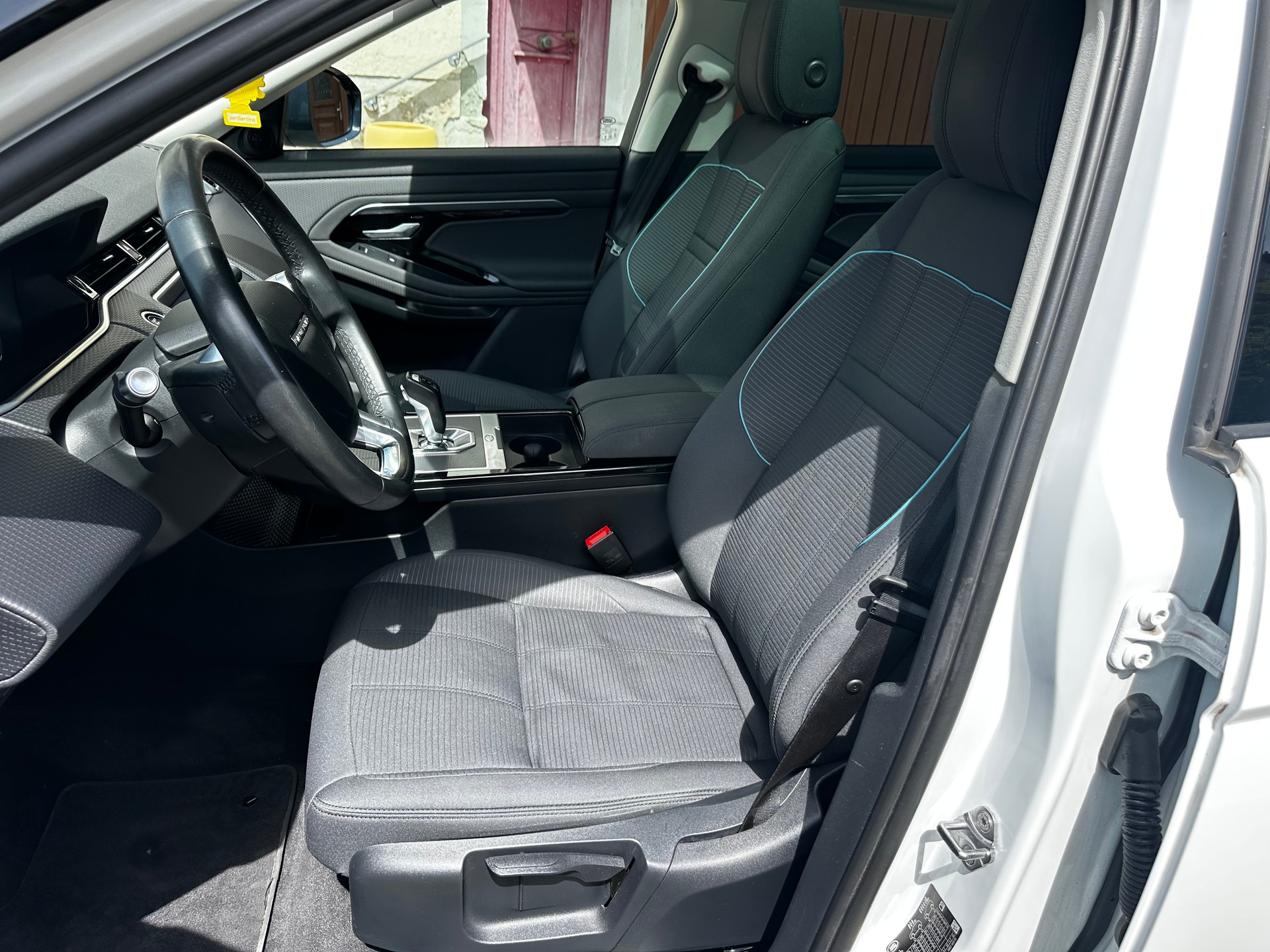 LAND ROVER Range Rover Evoque D 150-image-5