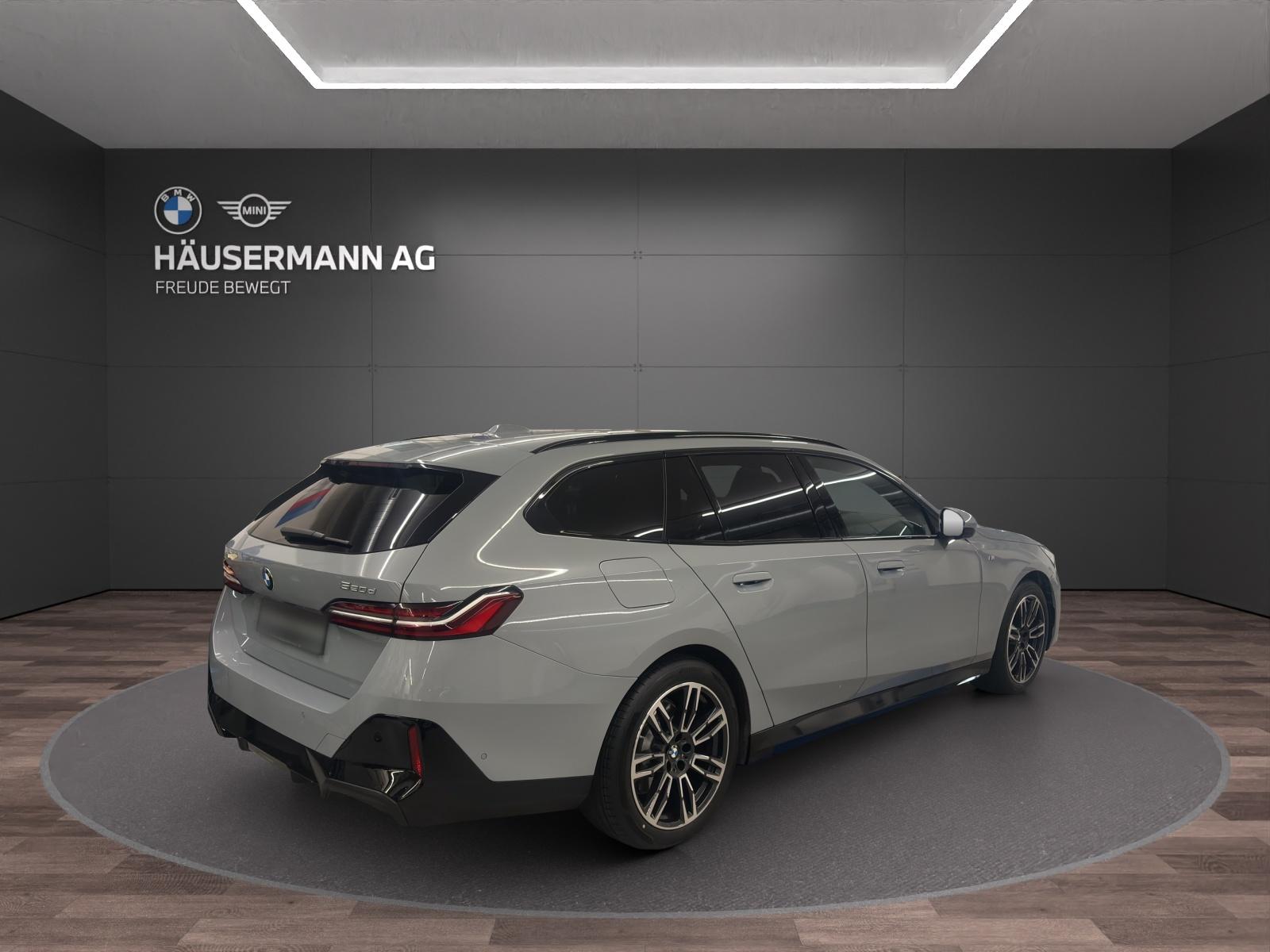 BMW 520d xDrive Touring M Sportpaket-image-4