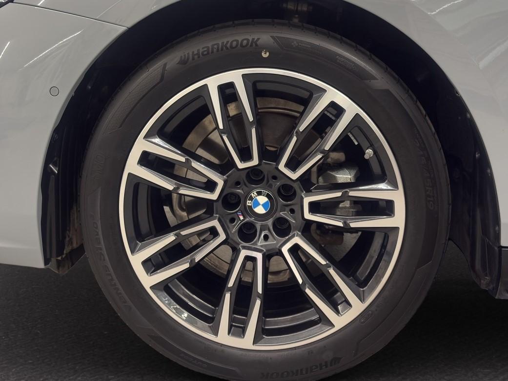 BMW 520d xDrive Touring M Sportpaket-image-8
