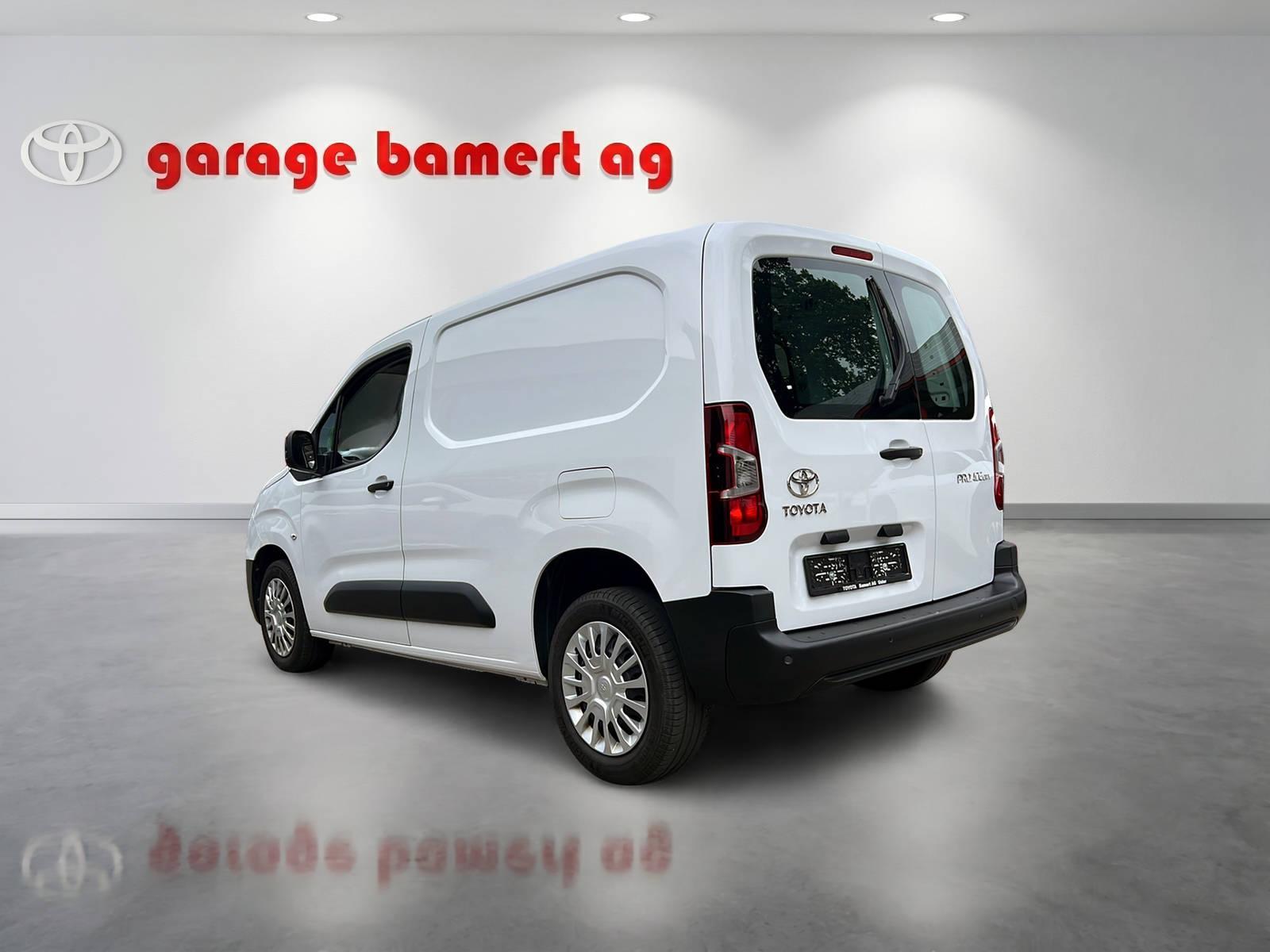 TOYOTA PROACE CITY Van L1 1.2 Active-image-3