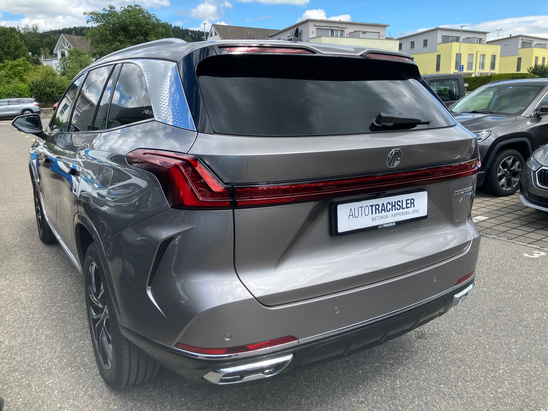 MG S9 1.5 T PHEV Premium-image-4