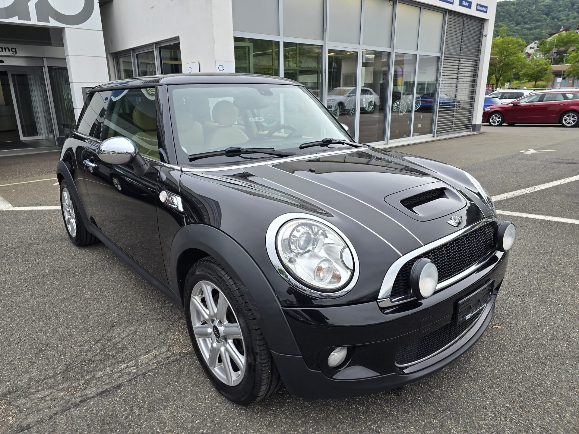 MINI Cooper S Steptronic-image-2