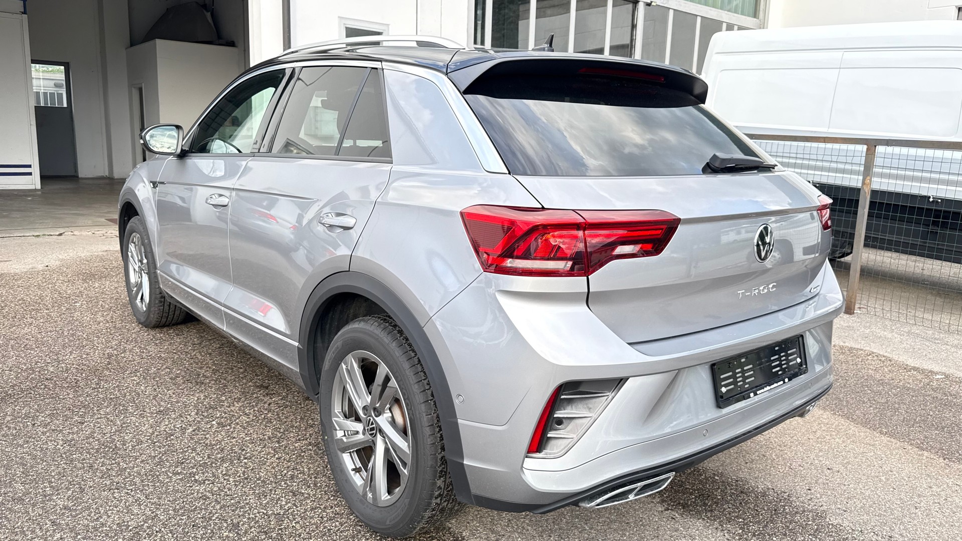 VW T-Roc 2.0 TDI SCR R-Line 4Motion DSG-image-4