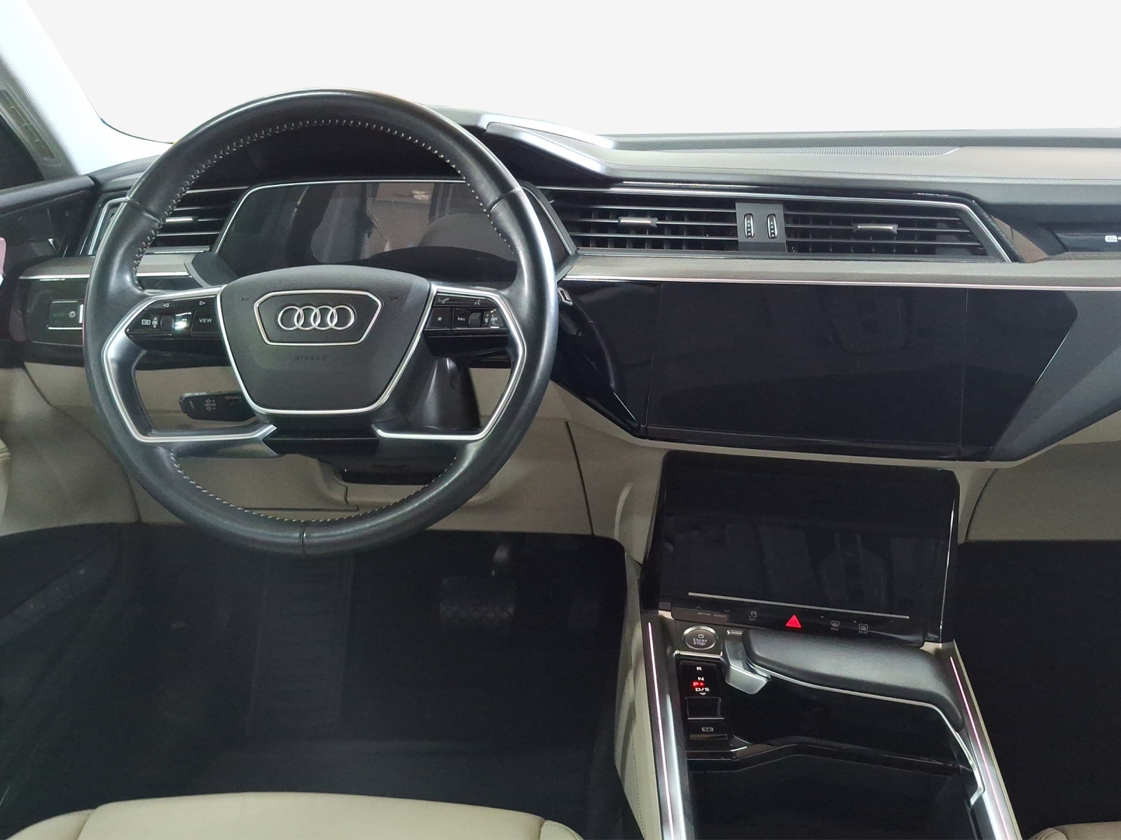 AUDI e-tron 55 Advanced quattro-image-9