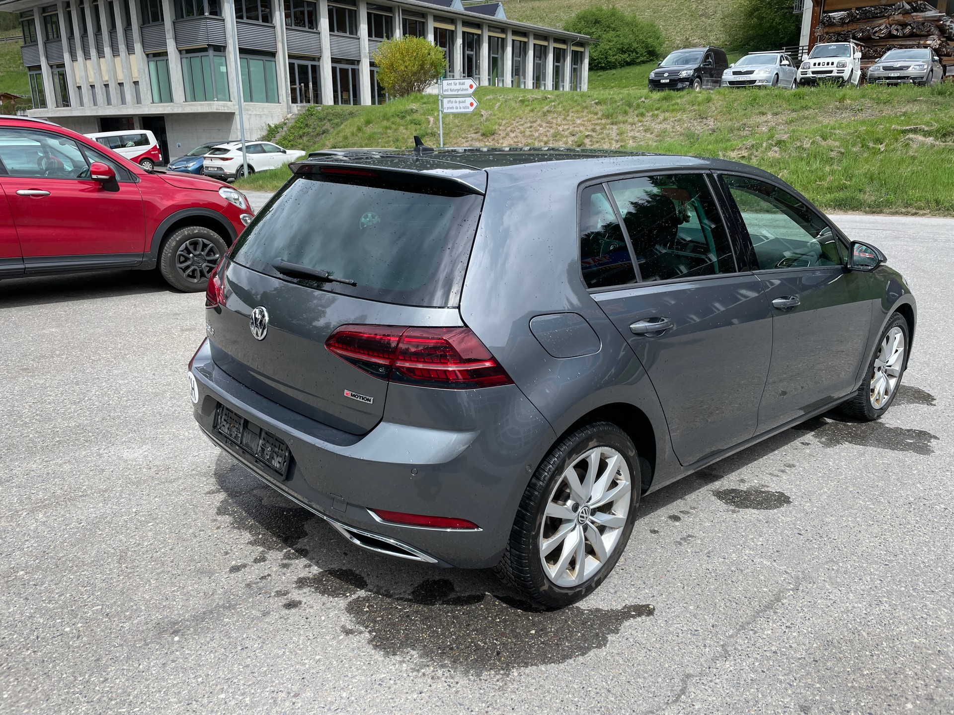 VW Golf 2.0 TDI Highline Swiss Line Limited 4M DSG-image-5