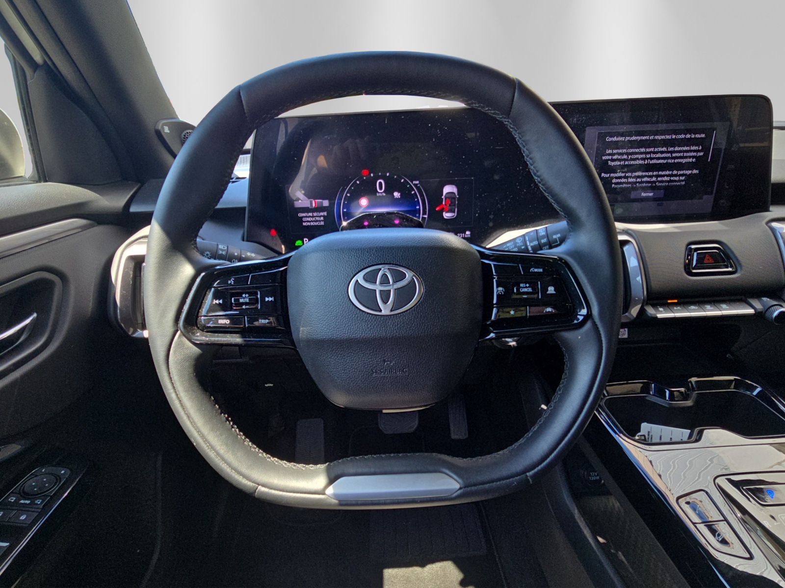 TOYOTA Urban Cruiser Premium AWD-image-11