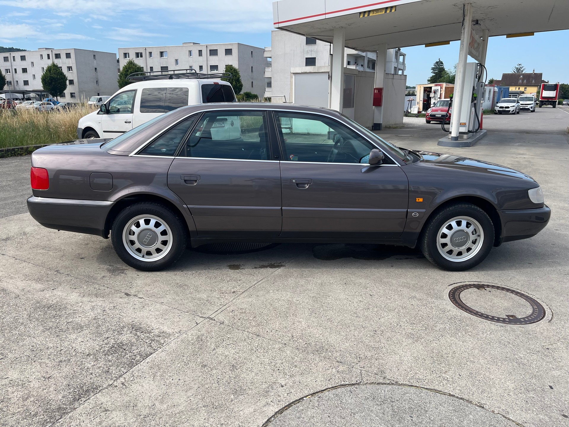 AUDI A6 2.6 E 150CV manuelle de 1ère main! Etat de neuf! Magnifique Youngtimer! Grand service et expertise effectué.-image-5