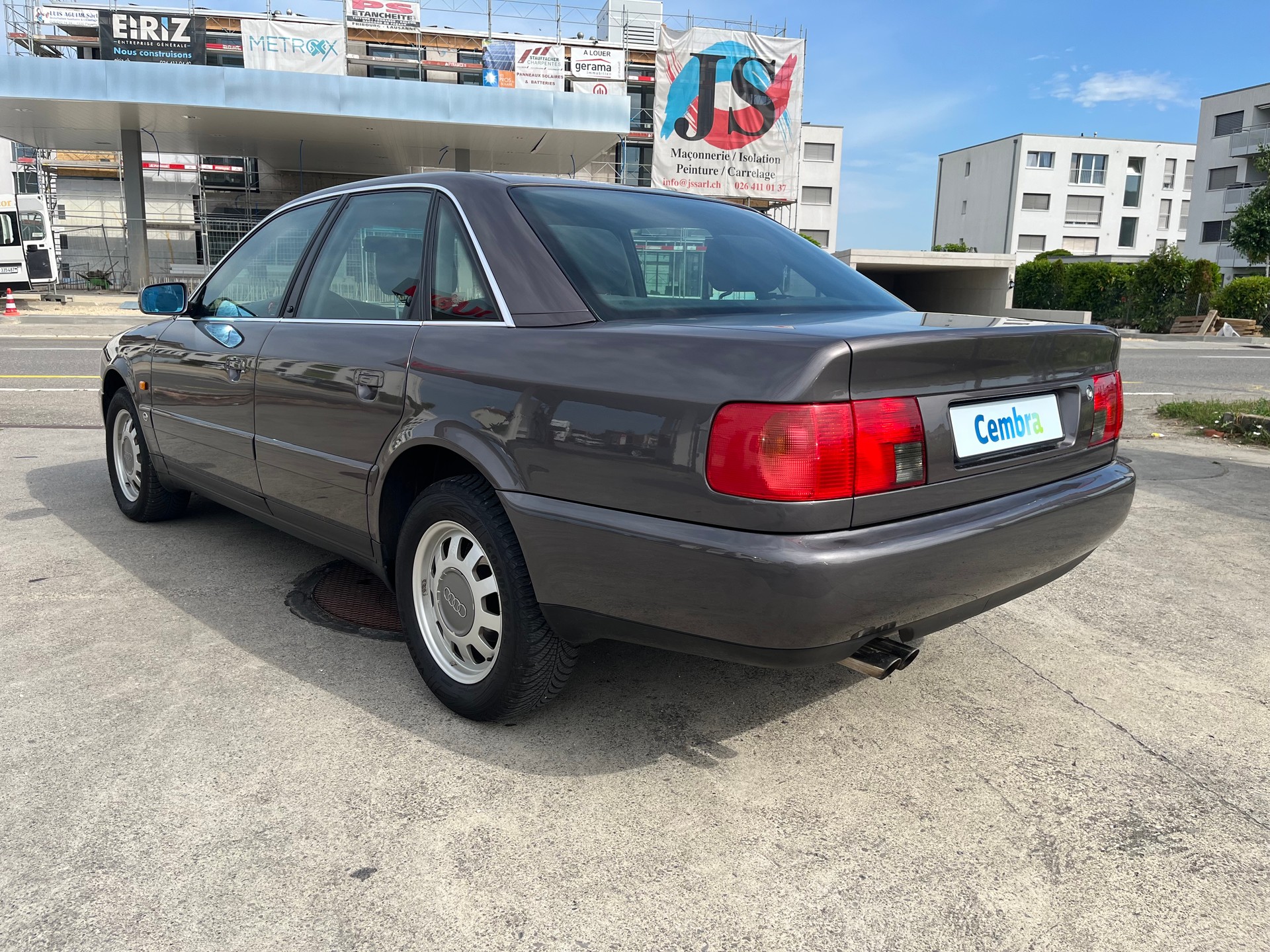 AUDI A6 2.6 E 150CV manuelle de 1ère main! Etat de neuf! Magnifique Youngtimer! Grand service et expertise effectué.-image-2