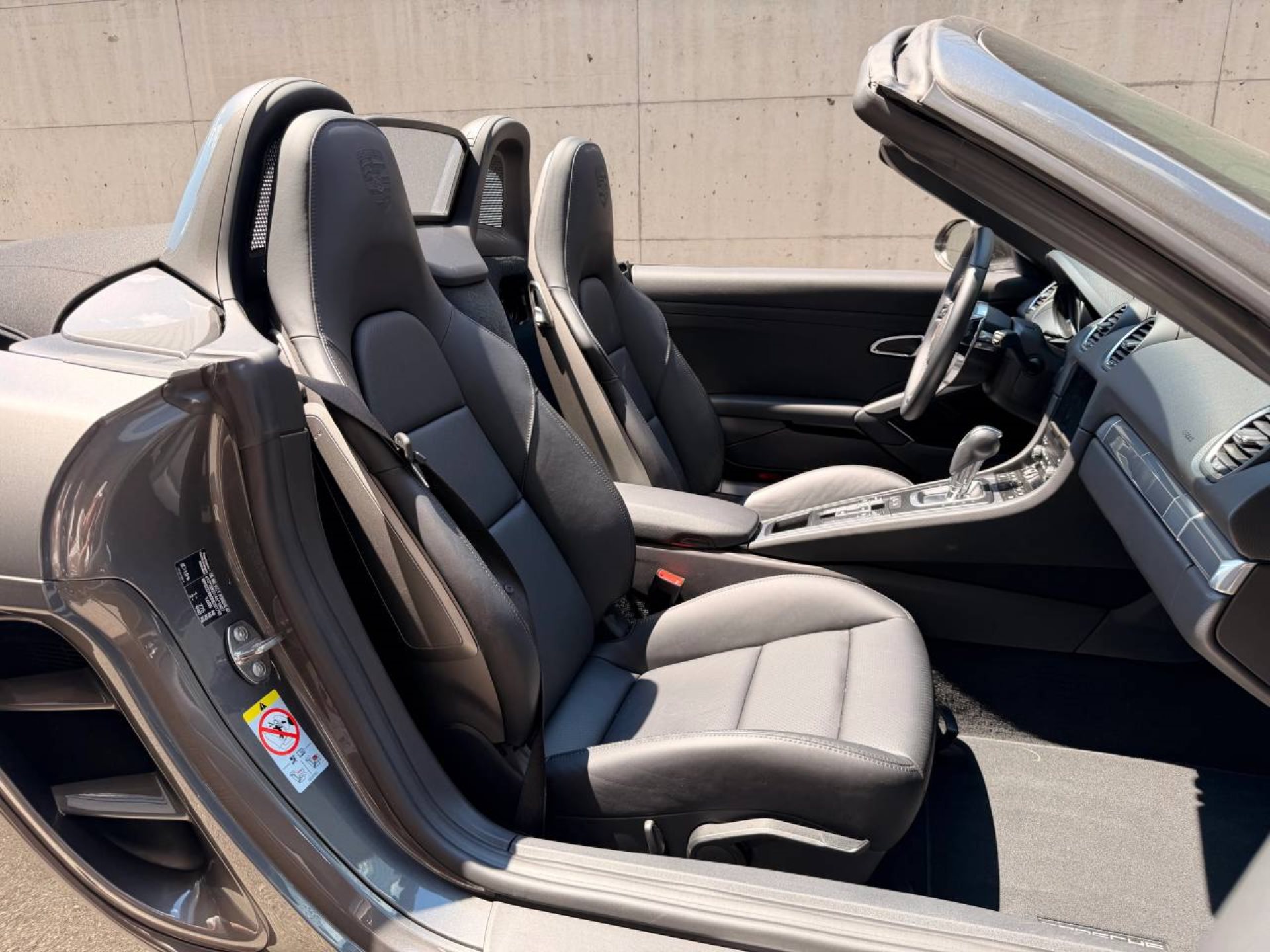 PORSCHE 718 Boxster-image-20